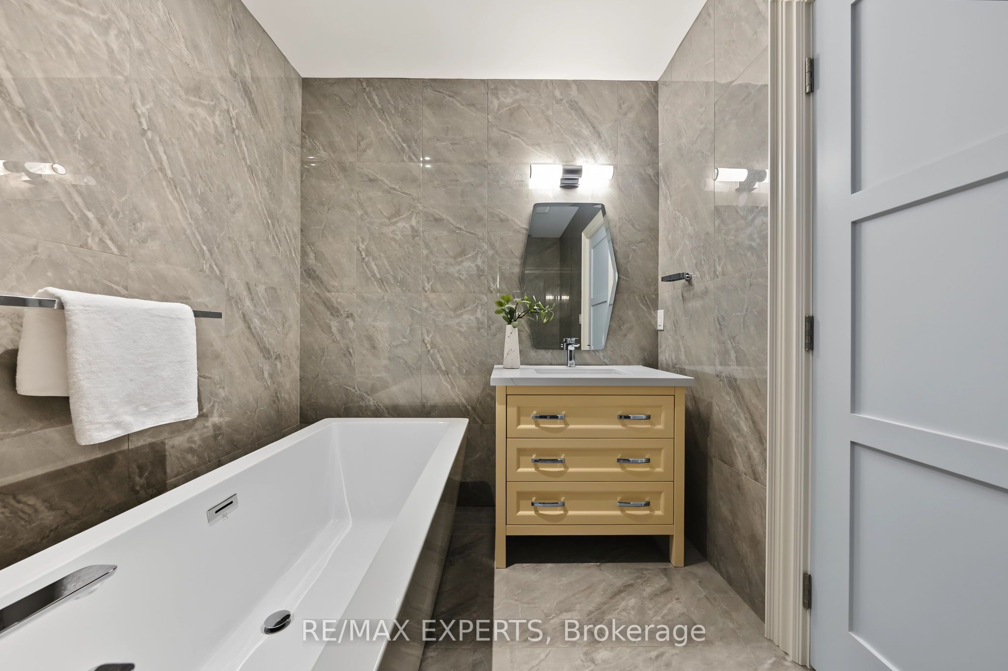 18 Gosling Road Property Photo 34