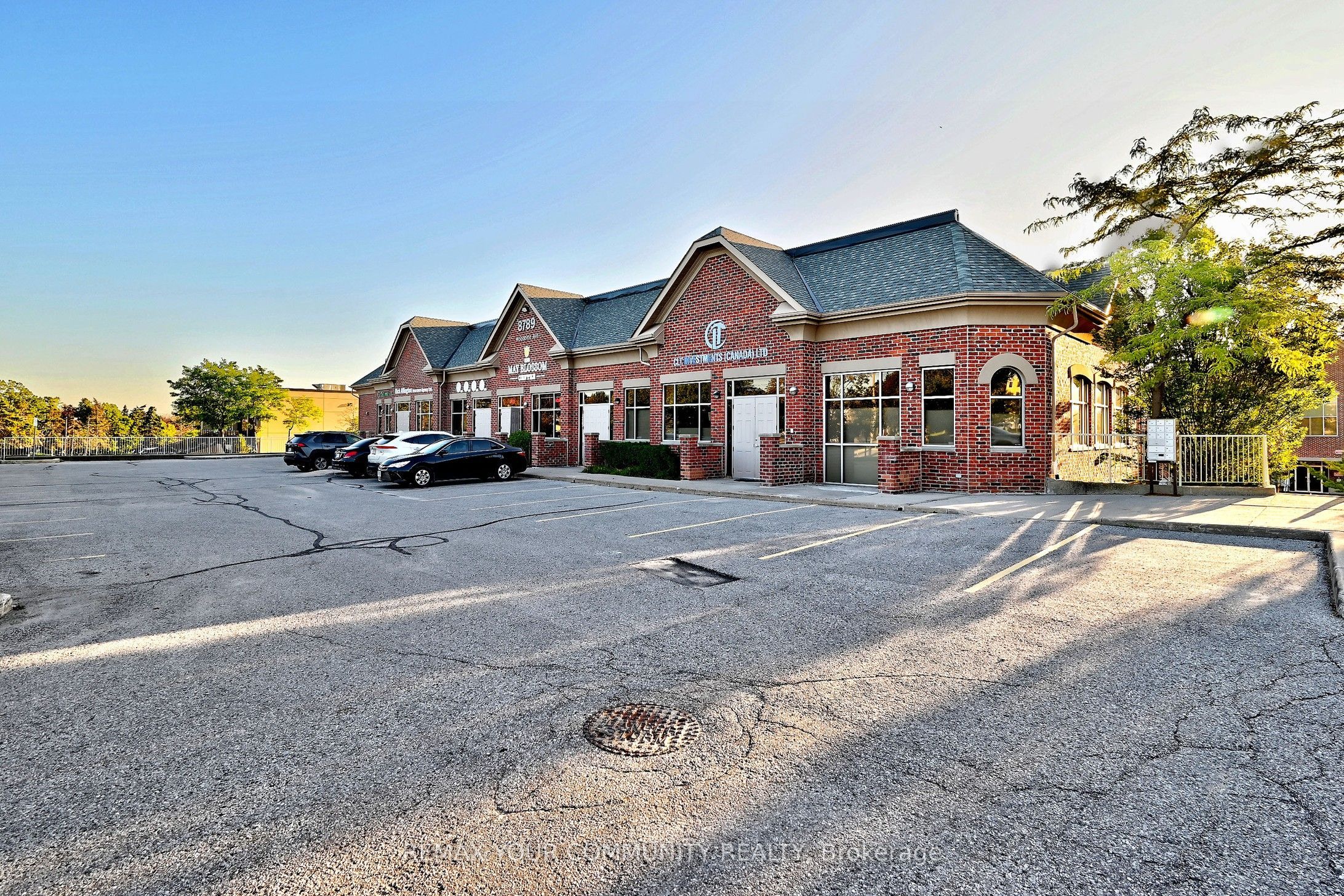 8789 Woodbine Avenue 213 - 214 Property Photo 4