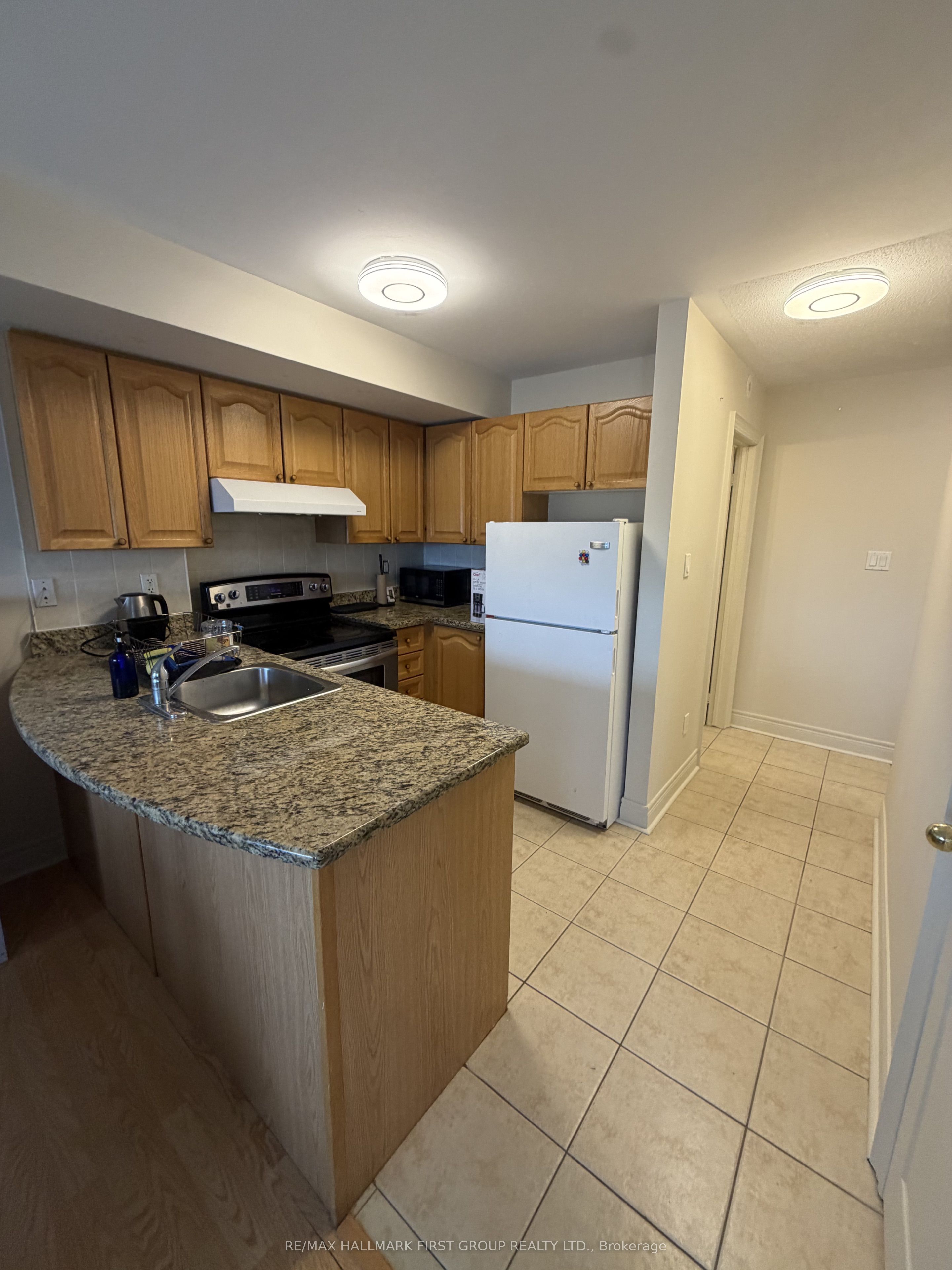 306 John Street 280 Property Photo 8