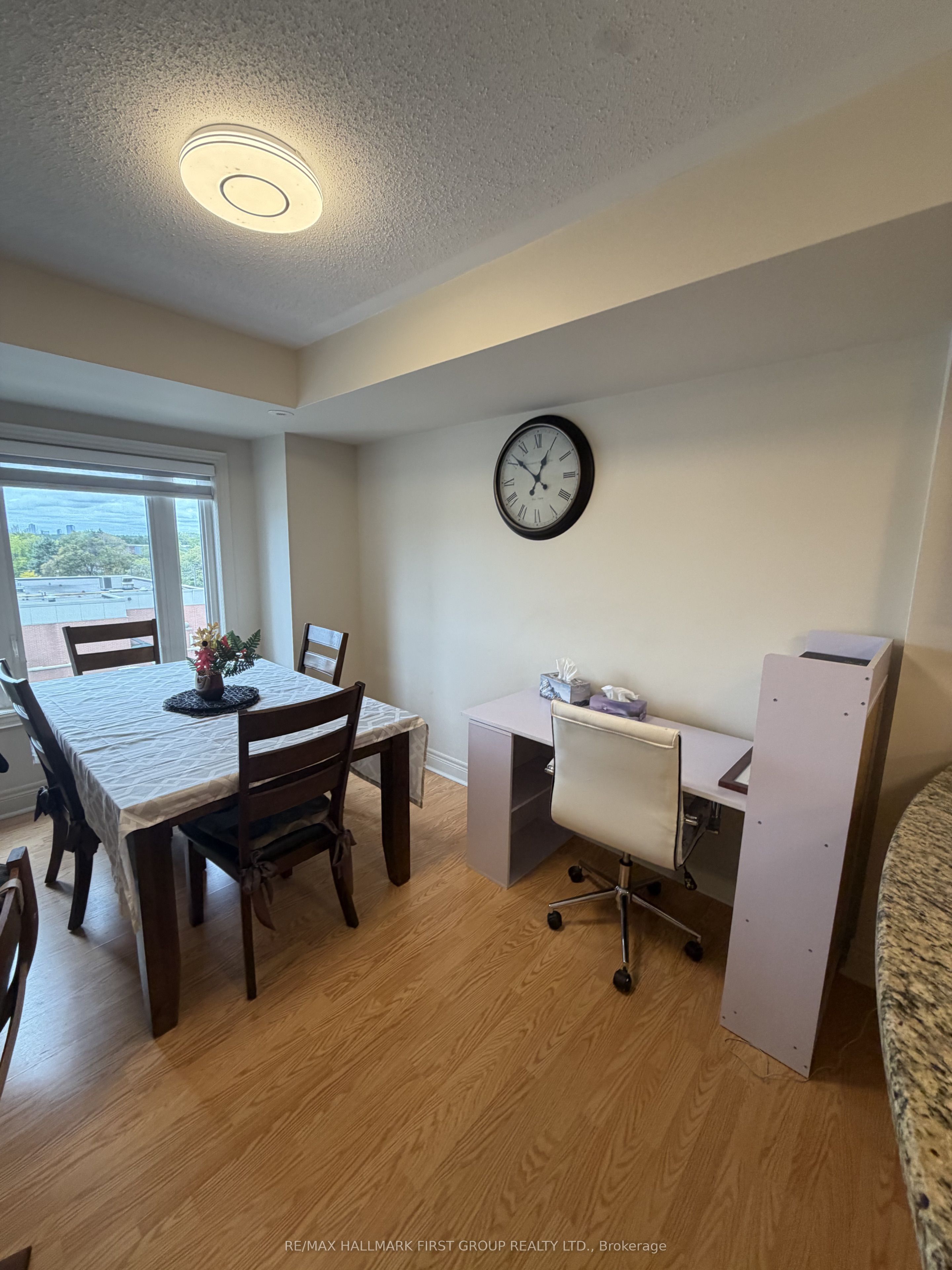 306 John Street 280 Property Photo 11