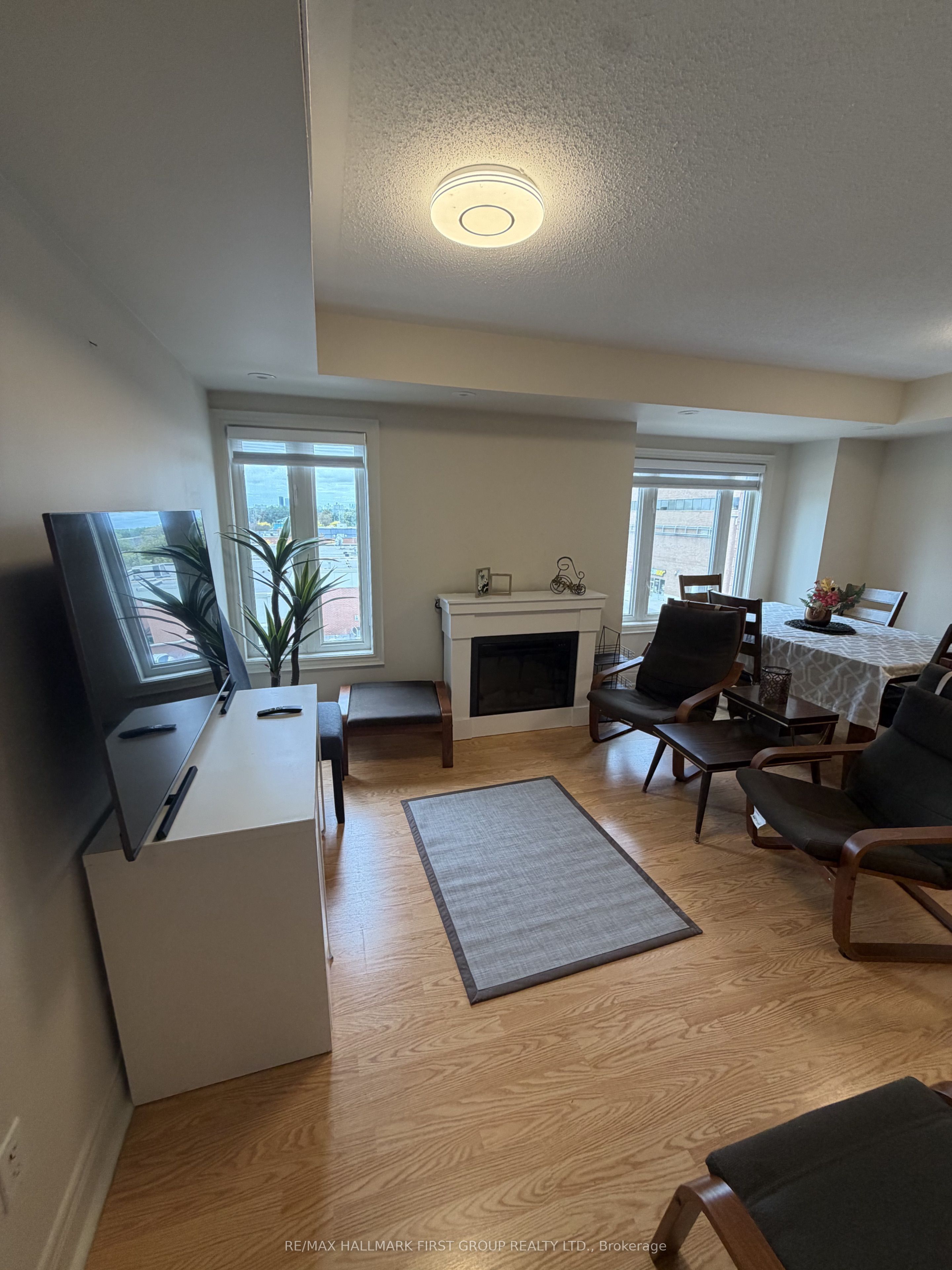 306 John Street 280 Property Photo 14