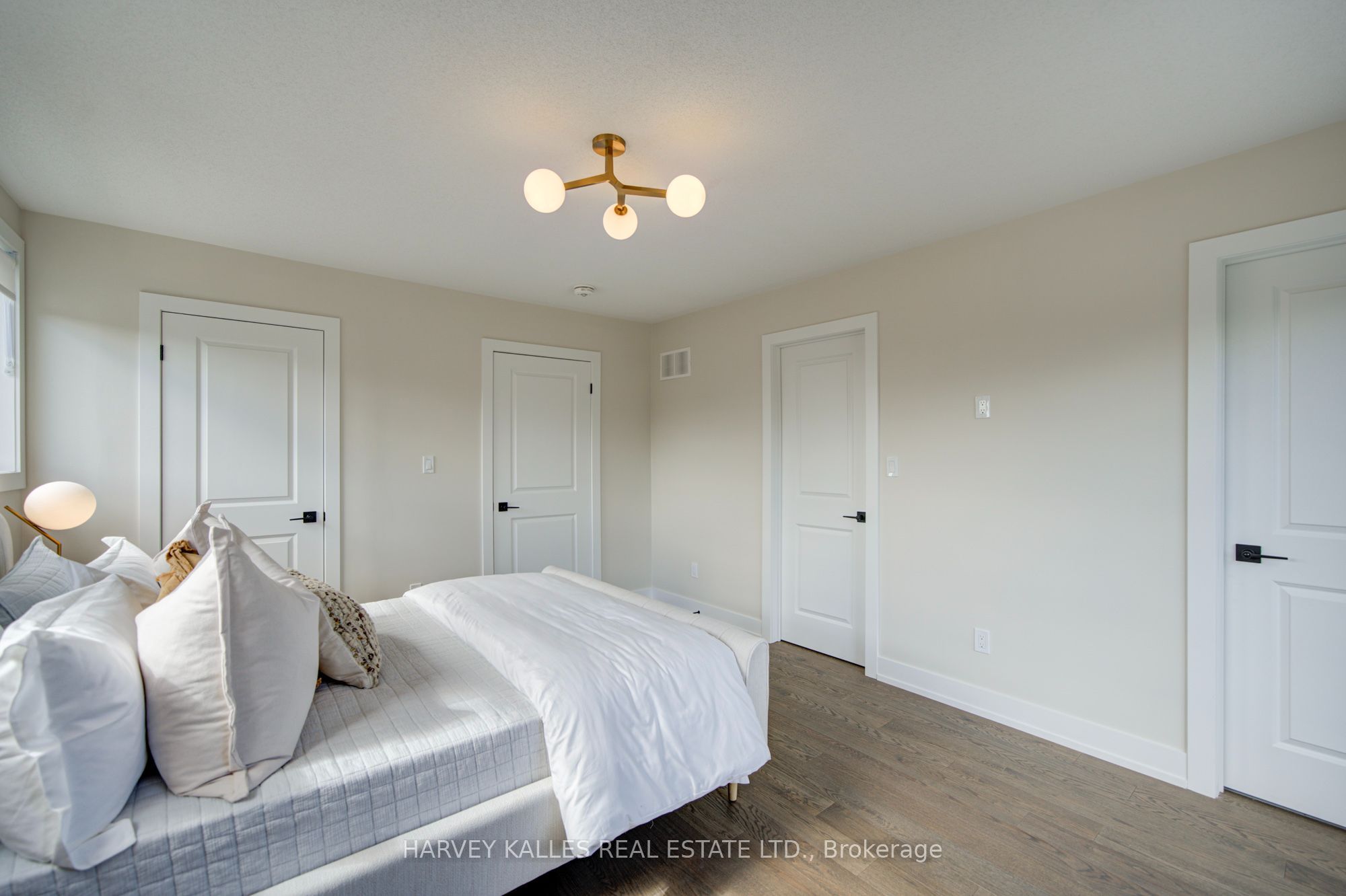 12 Lytham Green Circle 4 Property Photo 47
