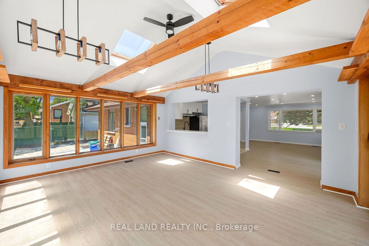 1753 Mt Albert Road Property Photo 16