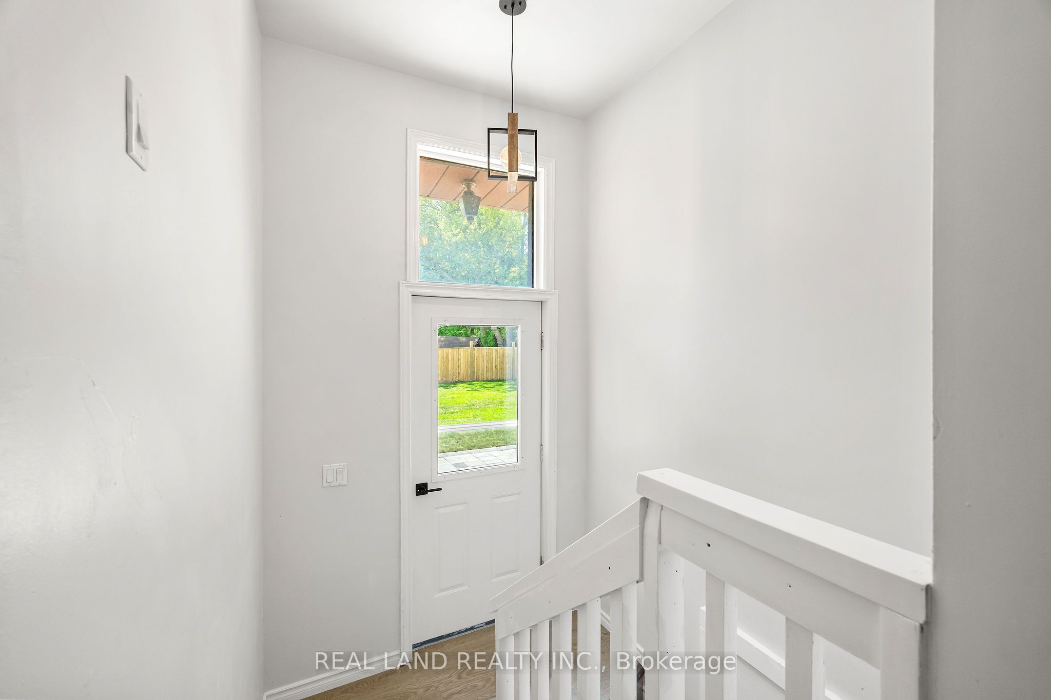 1753 Mt Albert Road Property Photo 23