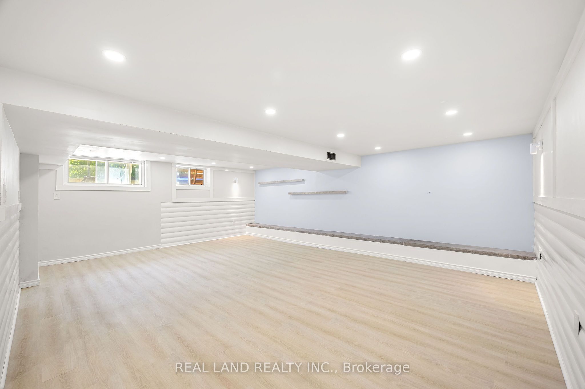 1753 Mt Albert Road Property Photo 25