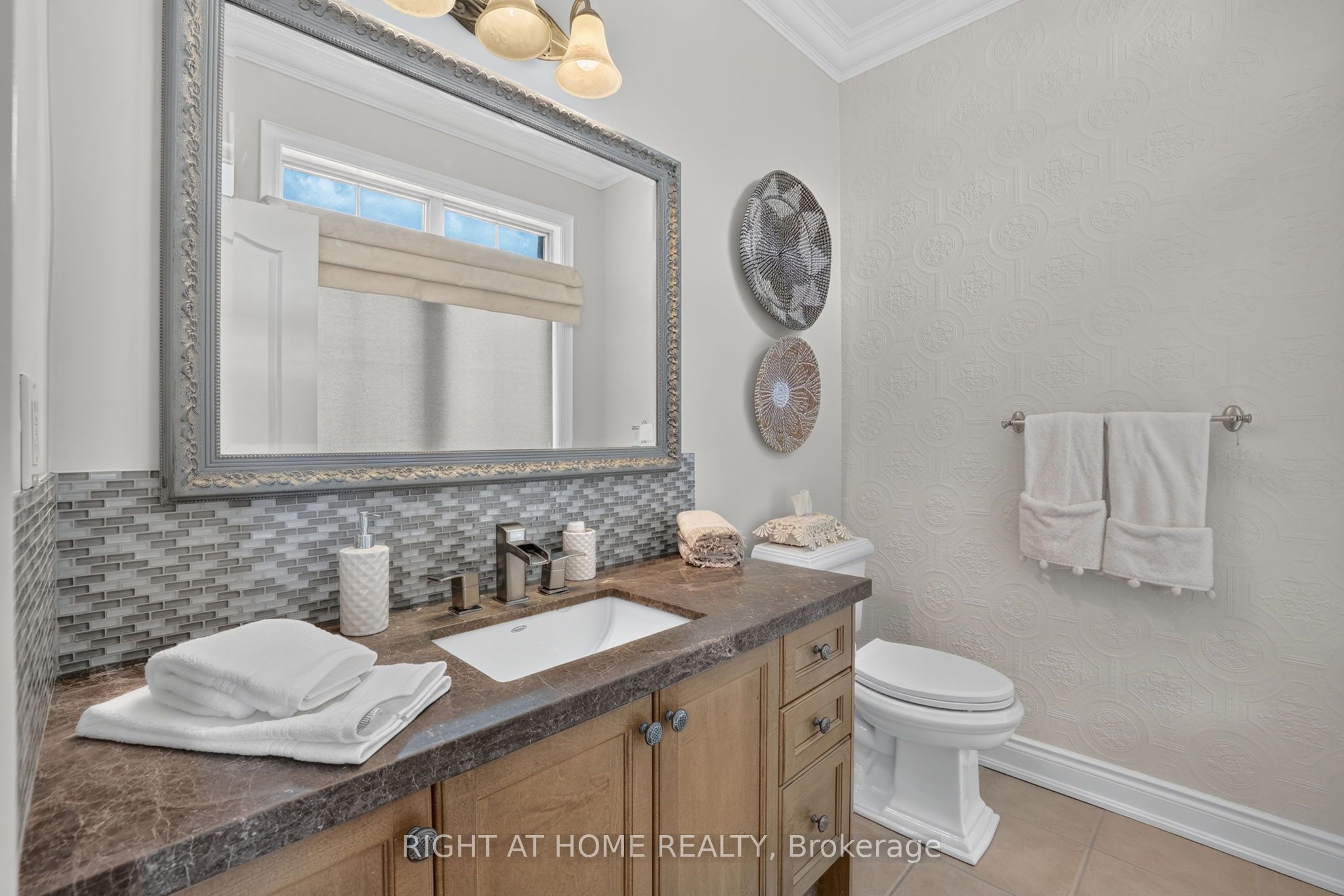 66 Sanremo Court Property Photo 4