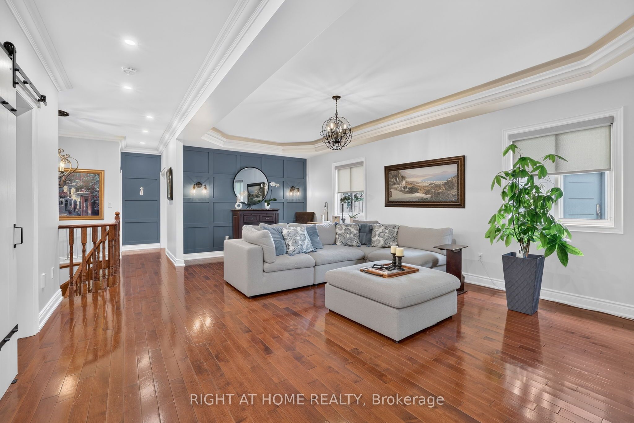 66 Sanremo Court Property Photo 5