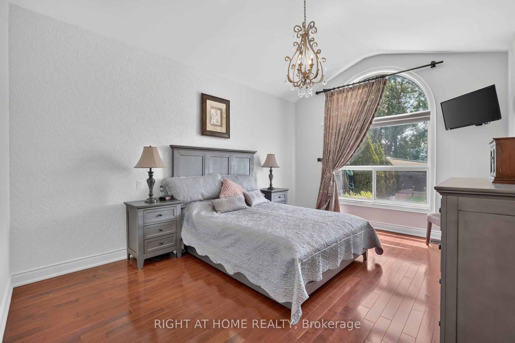 66 Sanremo Court Property Photo 13