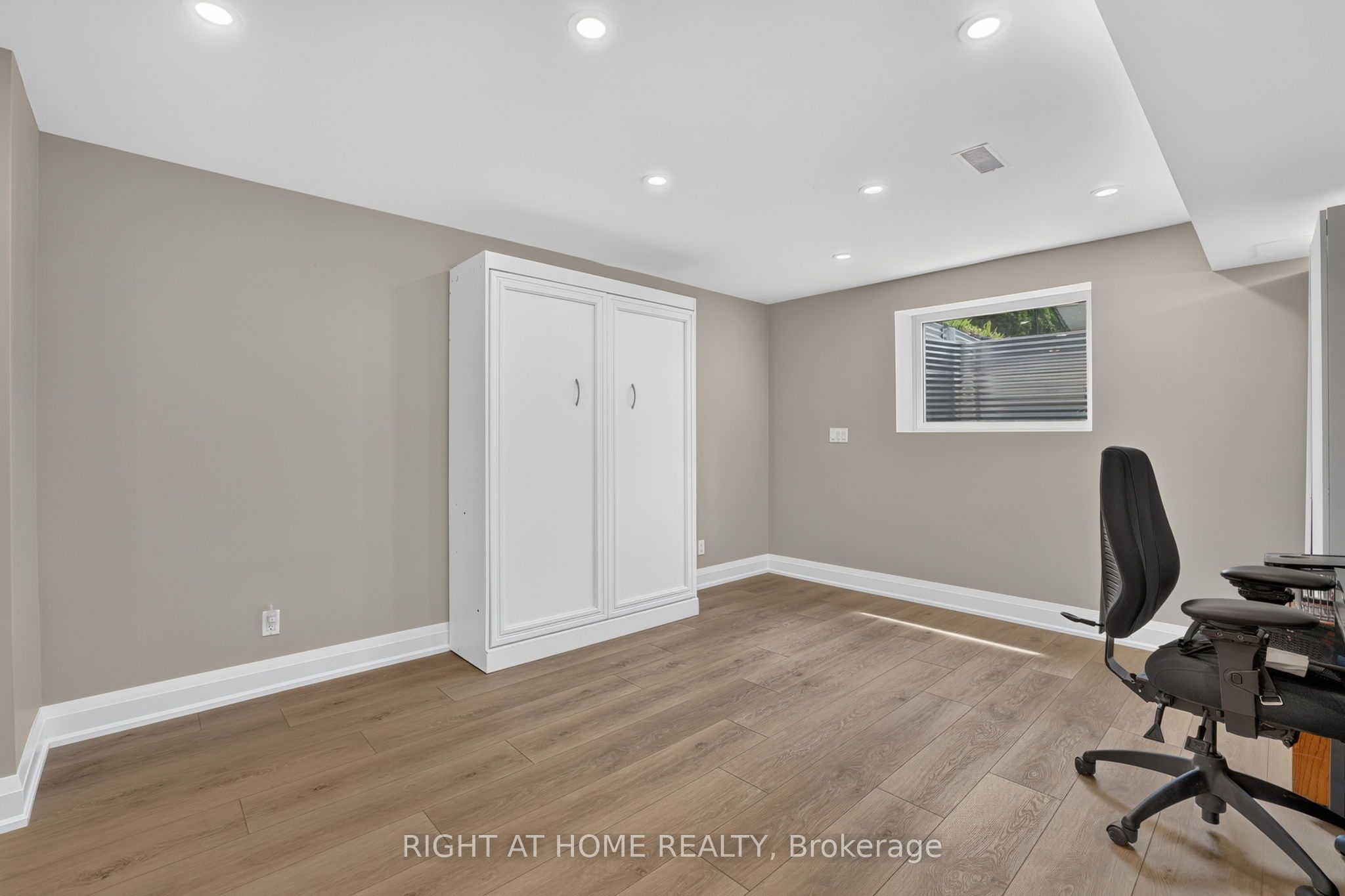 66 Sanremo Court Property Photo 30