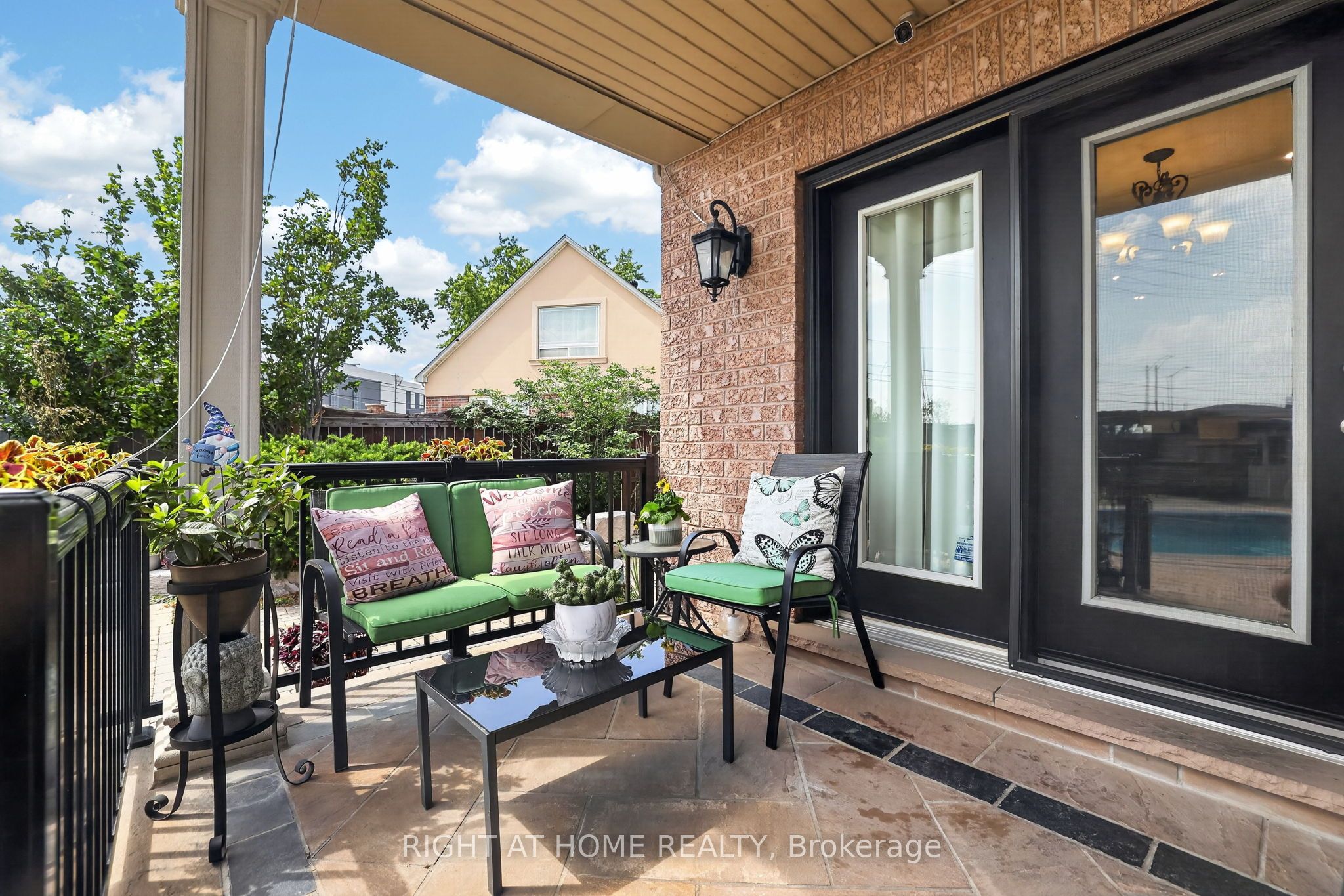 66 Sanremo Court Property Photo 34