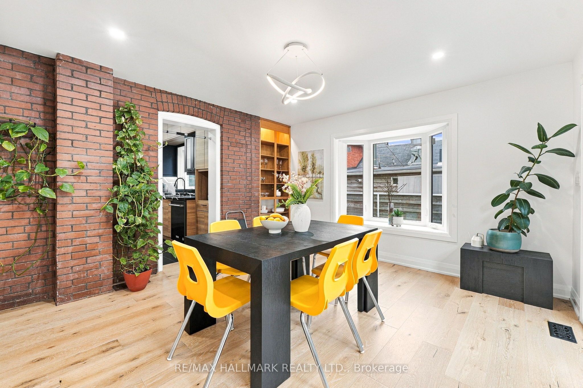 196 Wallace Street Property Photo 15