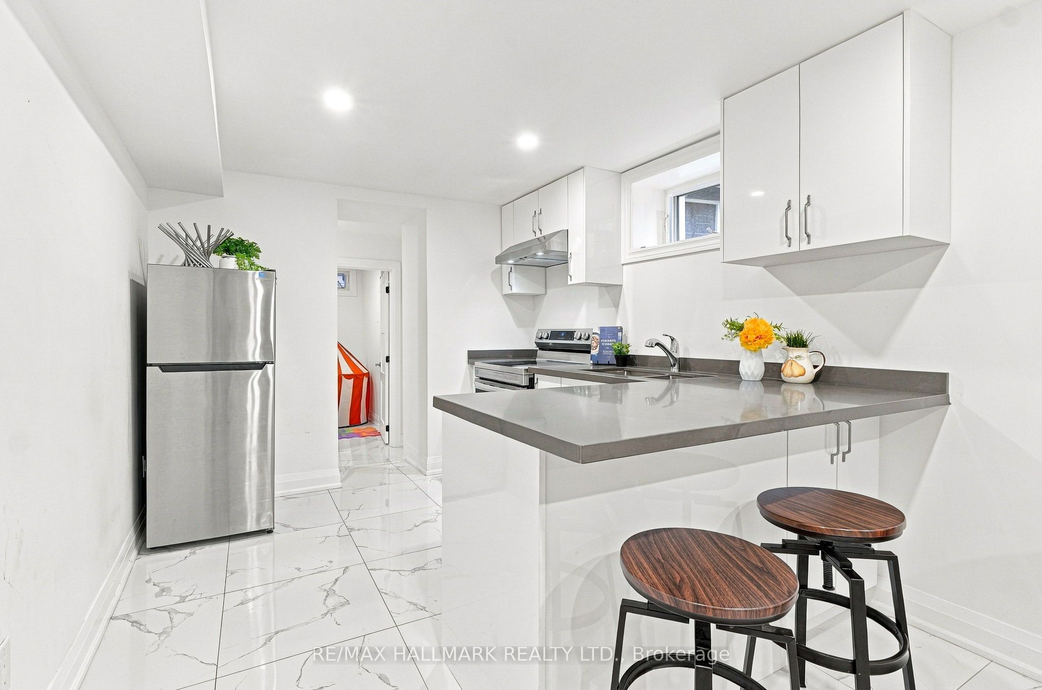 196 Wallace Street Property Photo 27