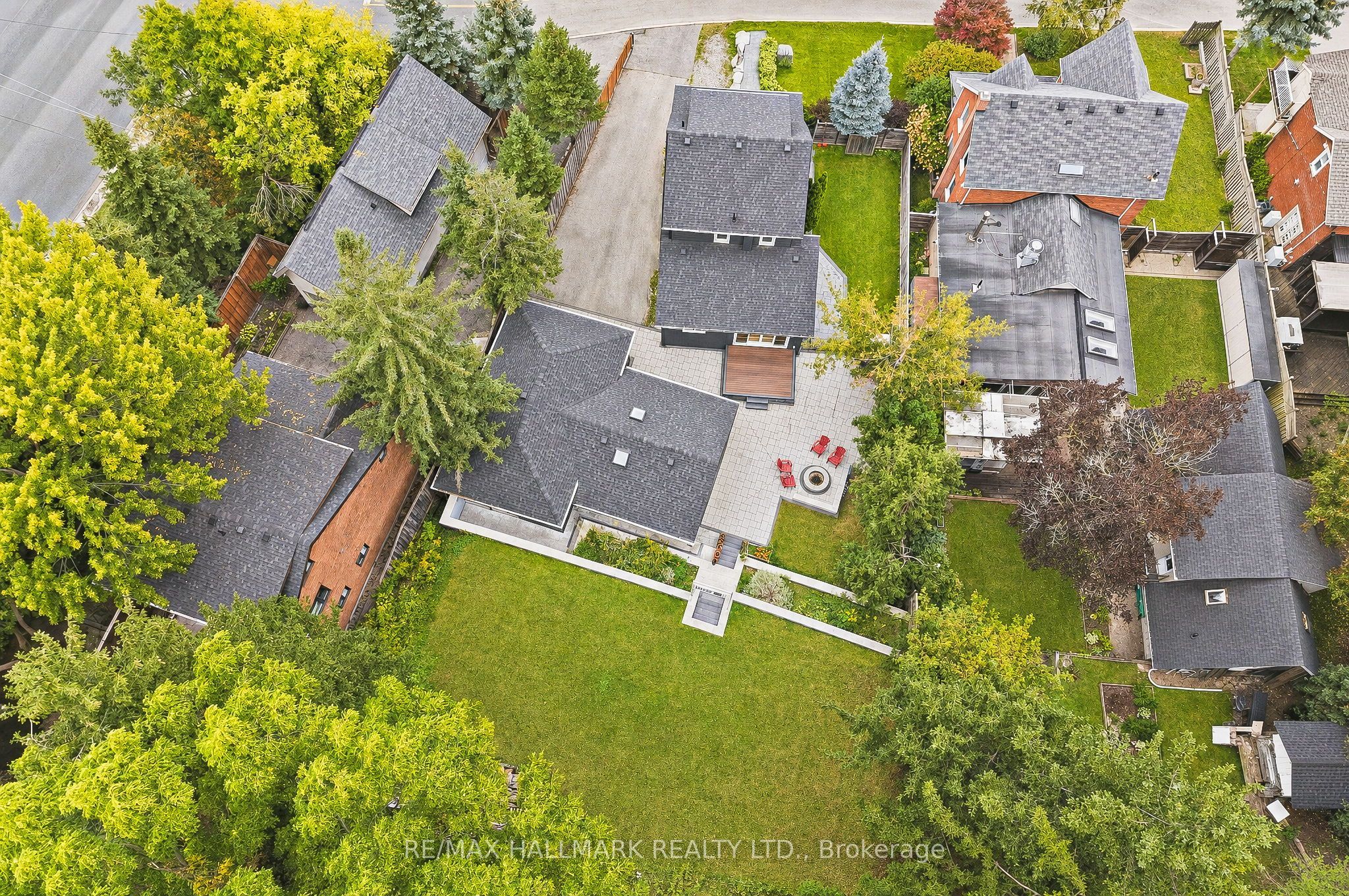 196 Wallace Street Property Photo 45