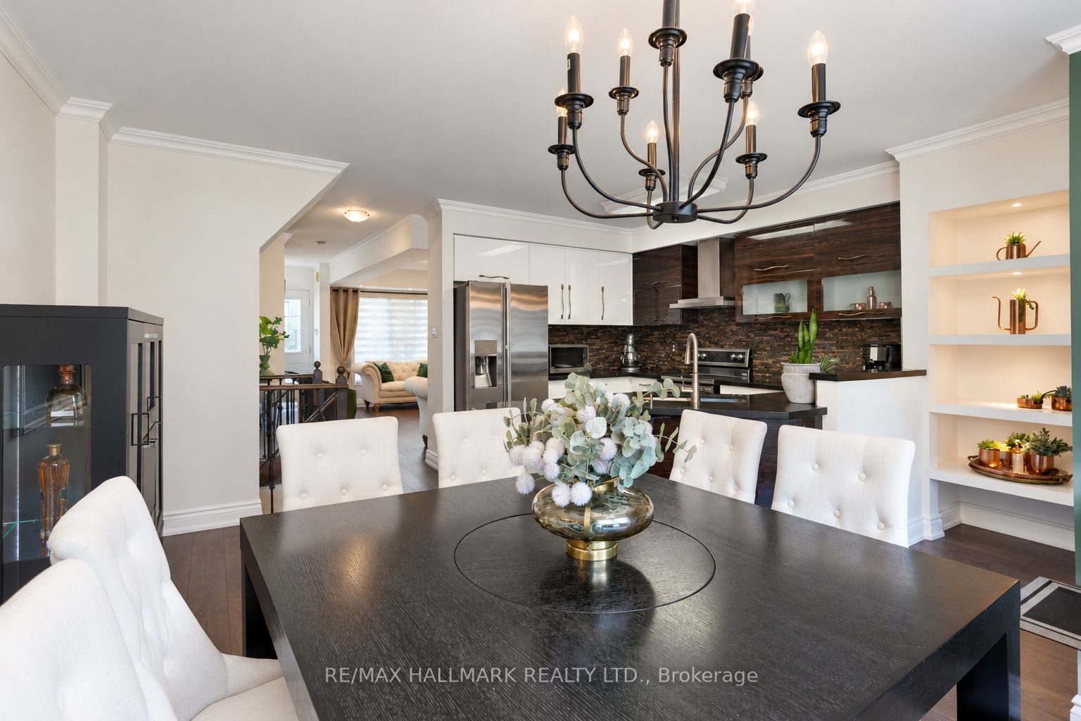 97 Benjamin Hood Crescent Property Photo 18