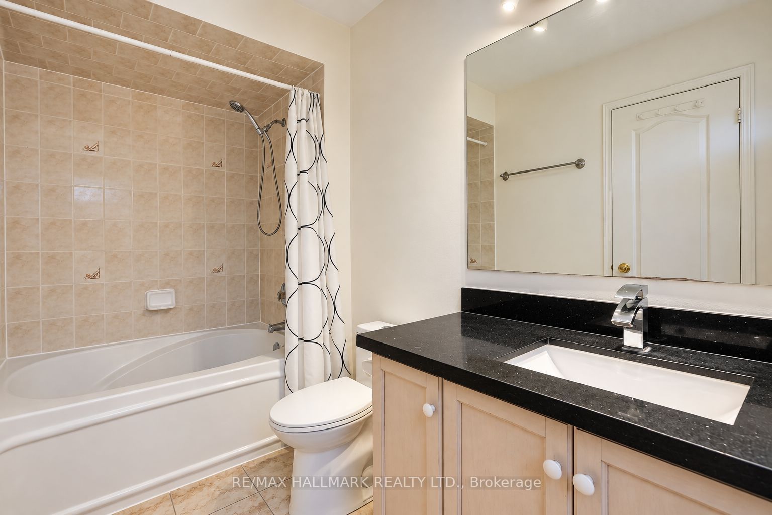 97 Benjamin Hood Crescent Property Photo 22