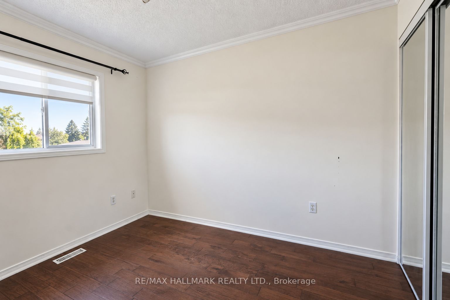 97 Benjamin Hood Crescent Property Photo 24