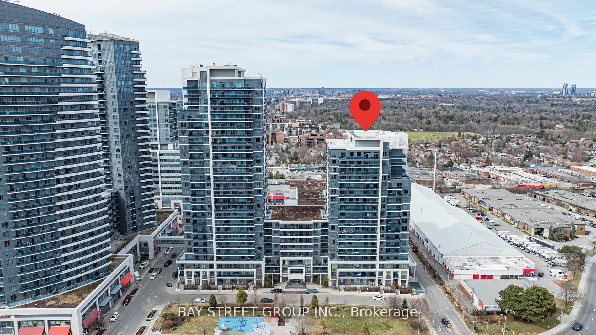 7167 Yonge Street 718 Property Photo 3