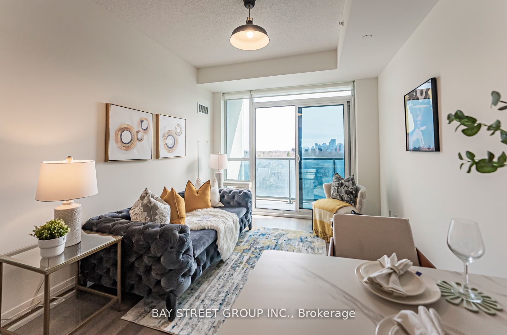 7167 Yonge Street 718 Property Photo 20