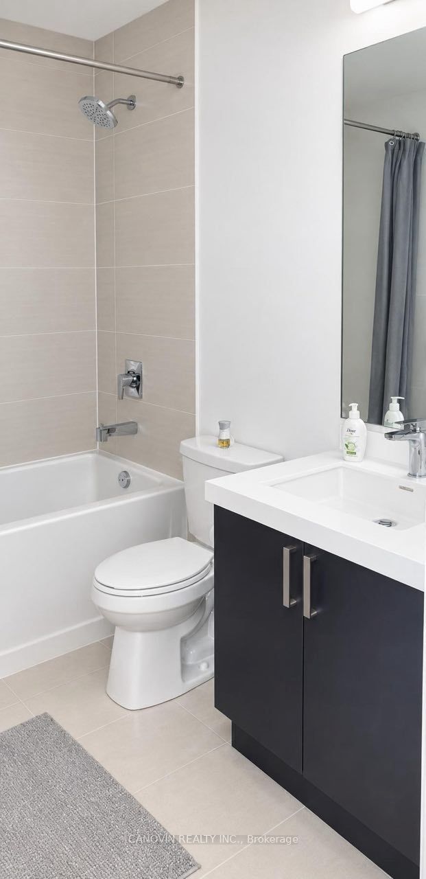 7895 Jane Street E 1216 Property Photo 5