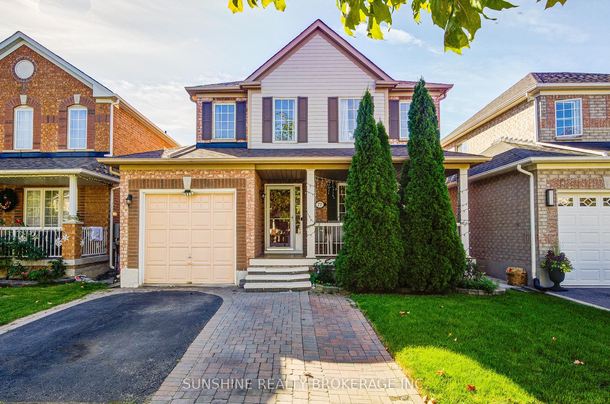 77 Sunburst Crescent