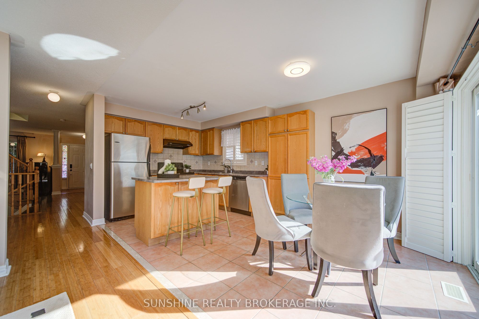 77 Sunburst Crescent Property Photo 14