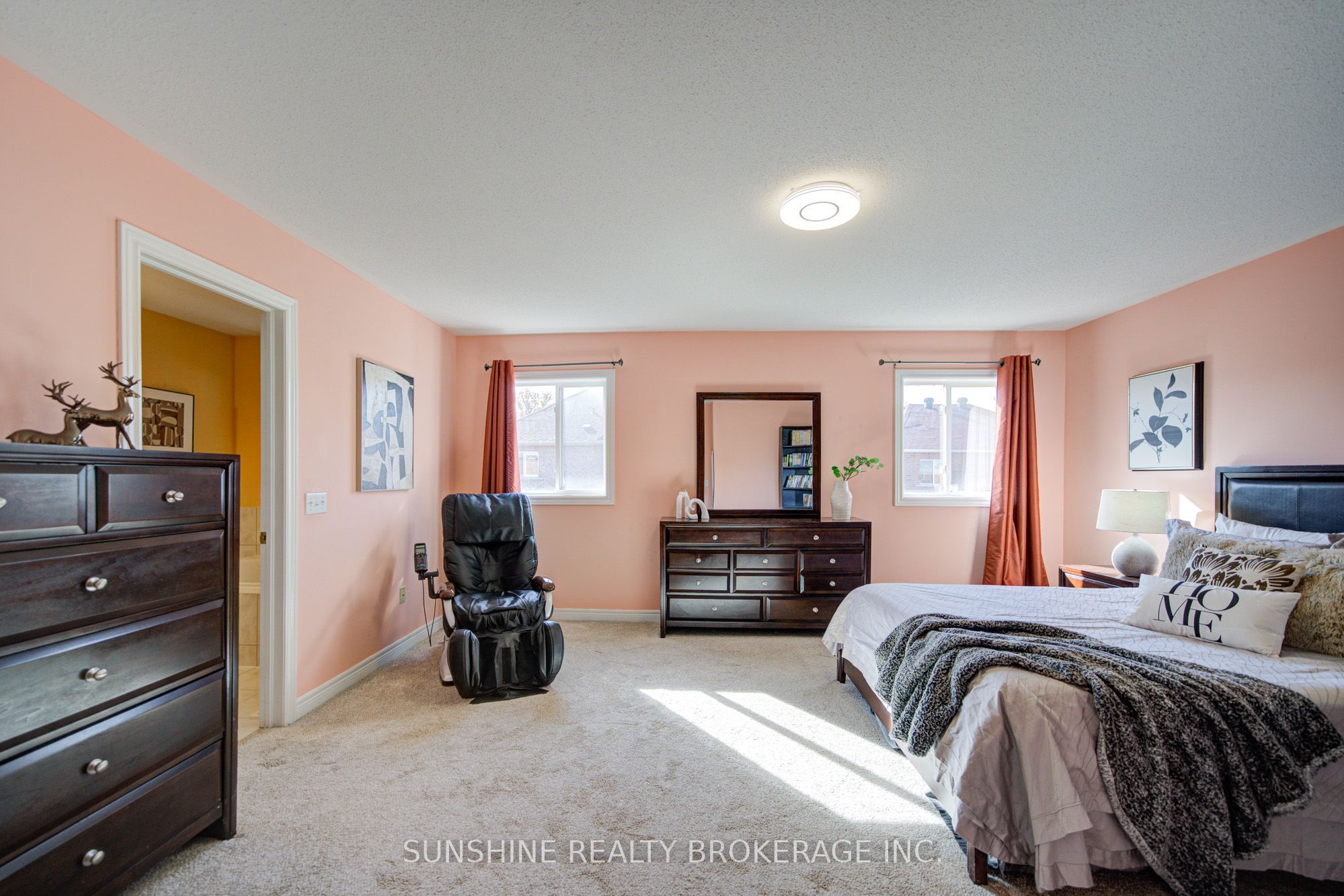 77 Sunburst Crescent Property Photo 19