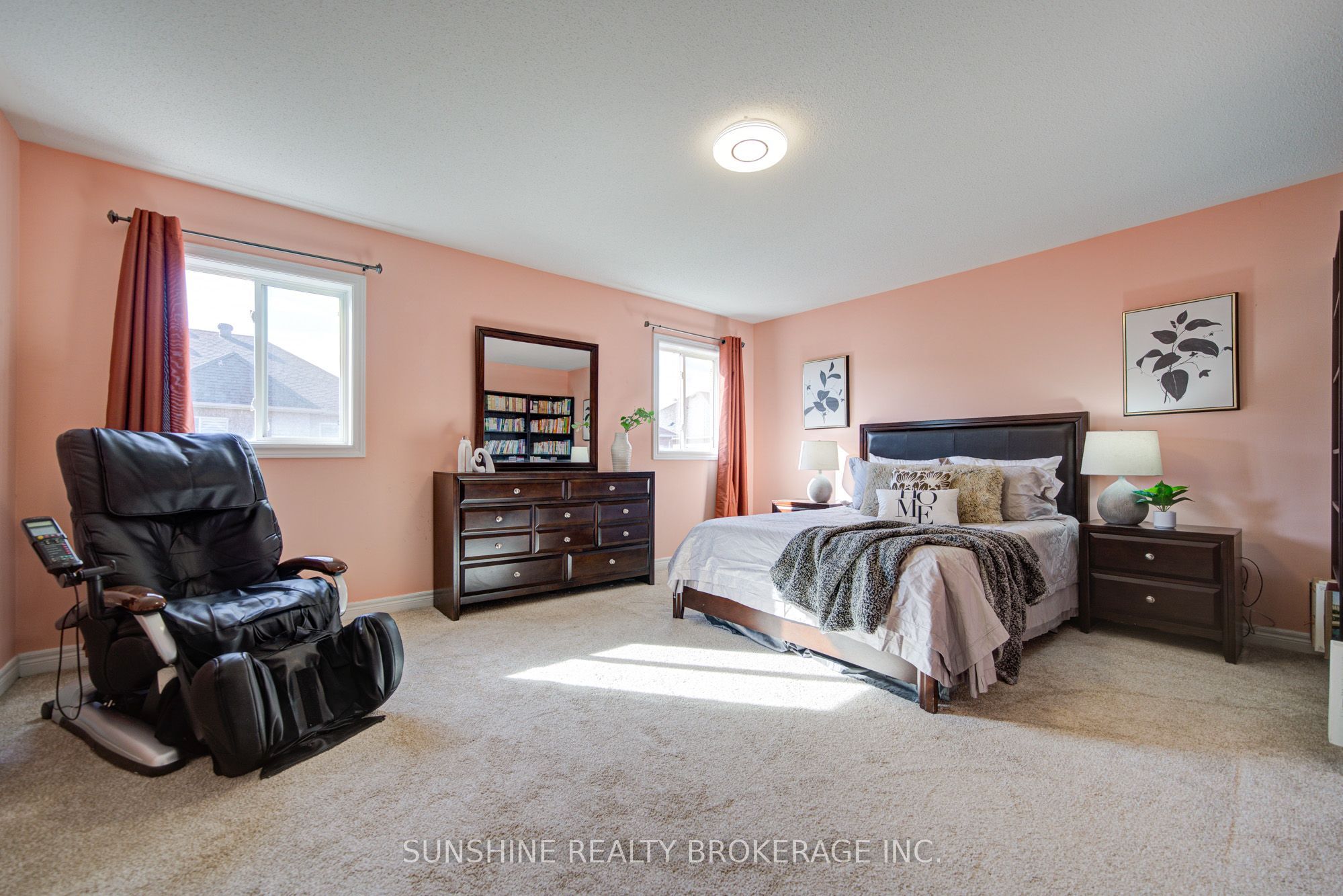 77 Sunburst Crescent Property Photo 20