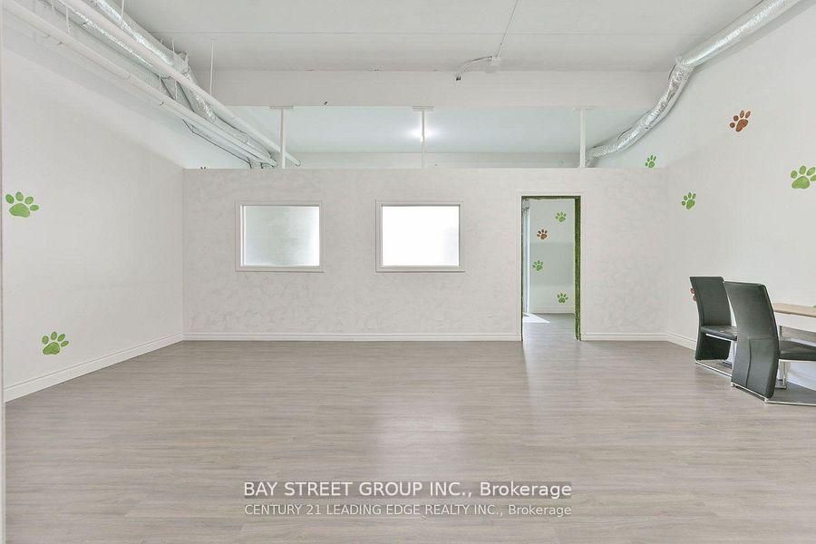 8 Villa Ada Drive Property Photo 7