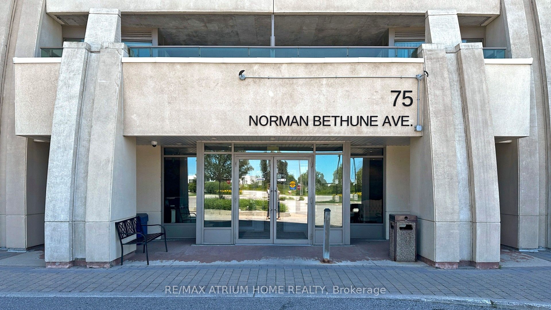 75 Norman Bethune Avenue 904 Property Photo 5