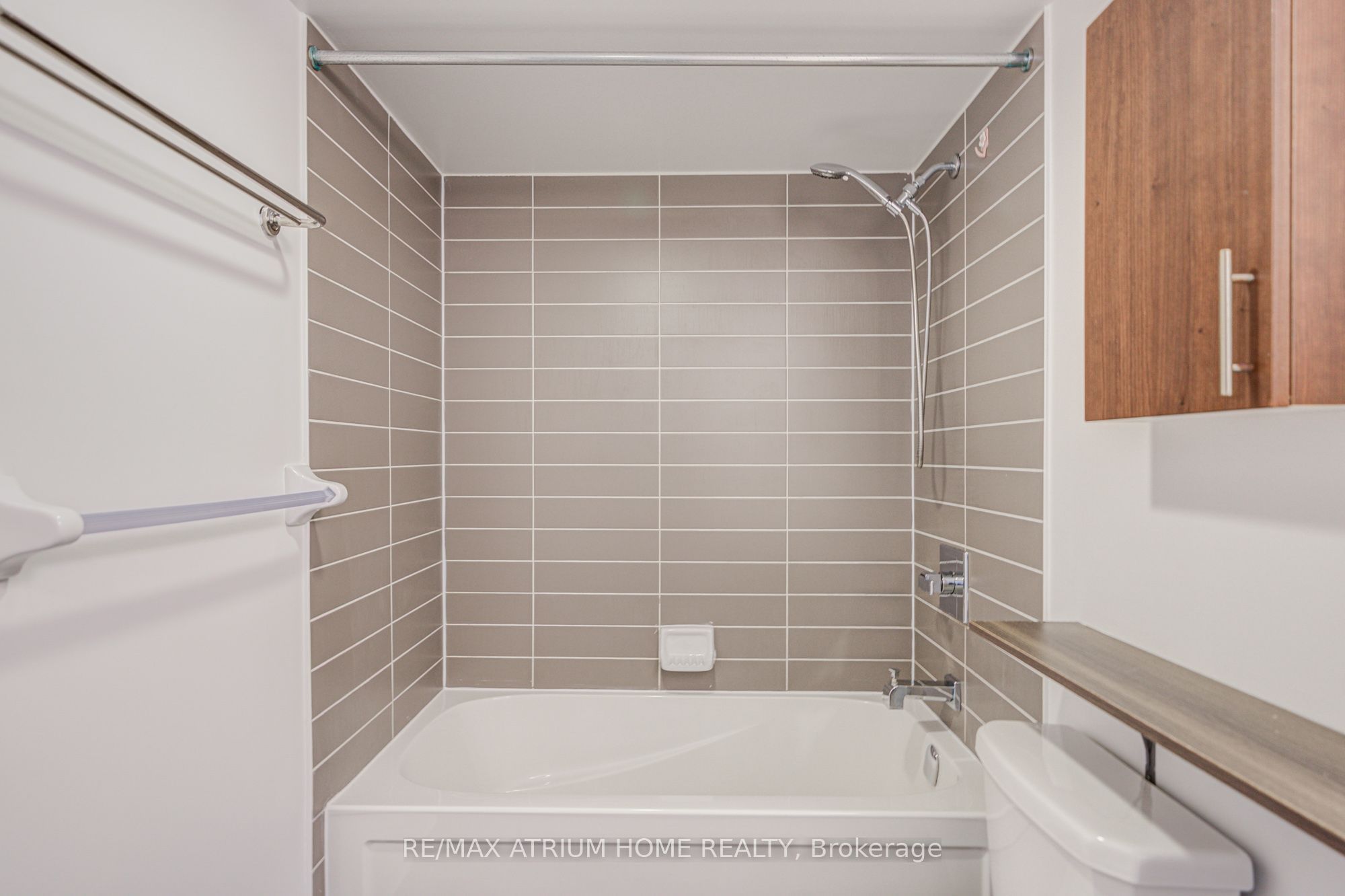 75 Norman Bethune Avenue 904 Property Photo 13