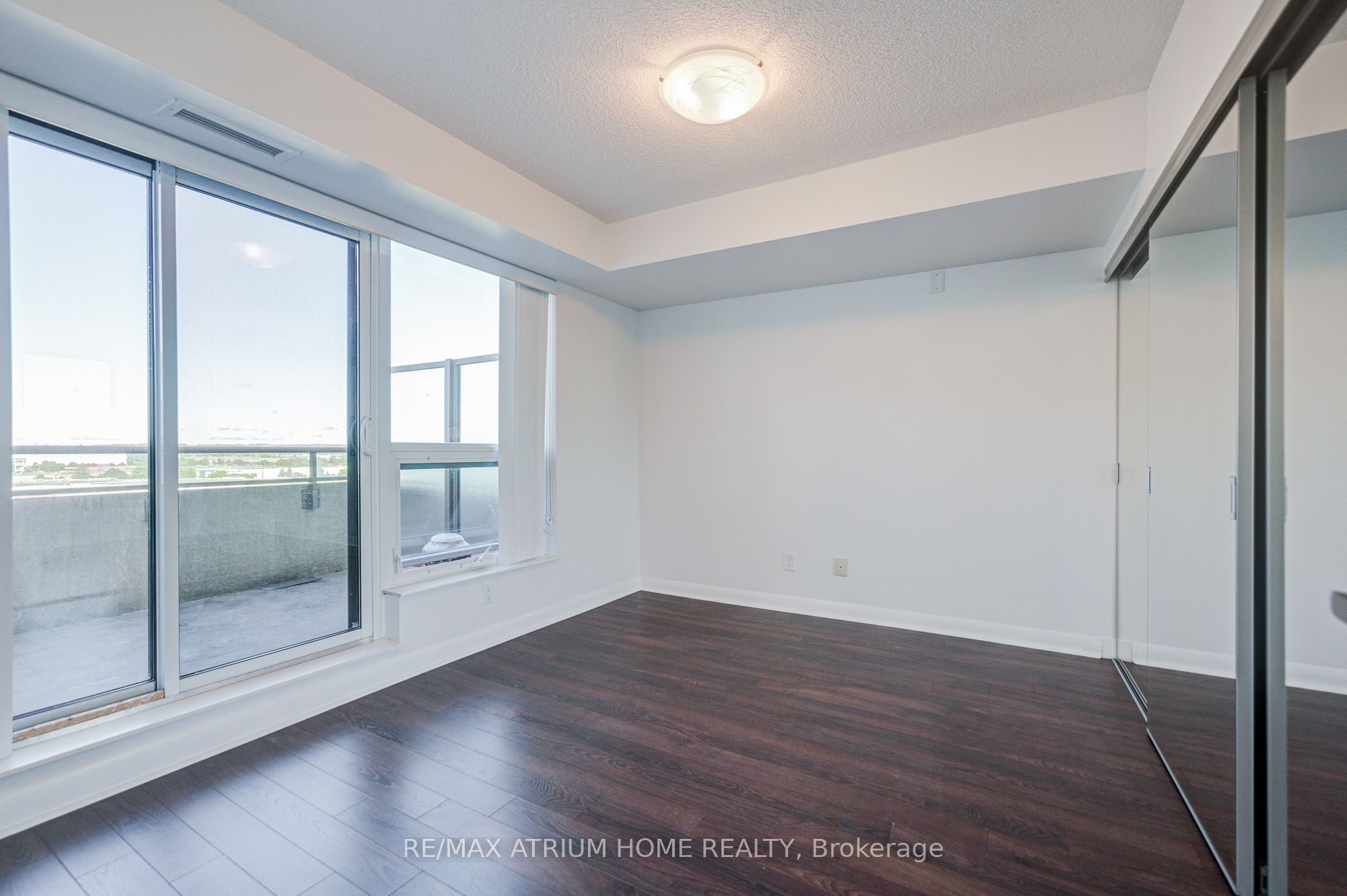 75 Norman Bethune Avenue 904 Property Photo 27