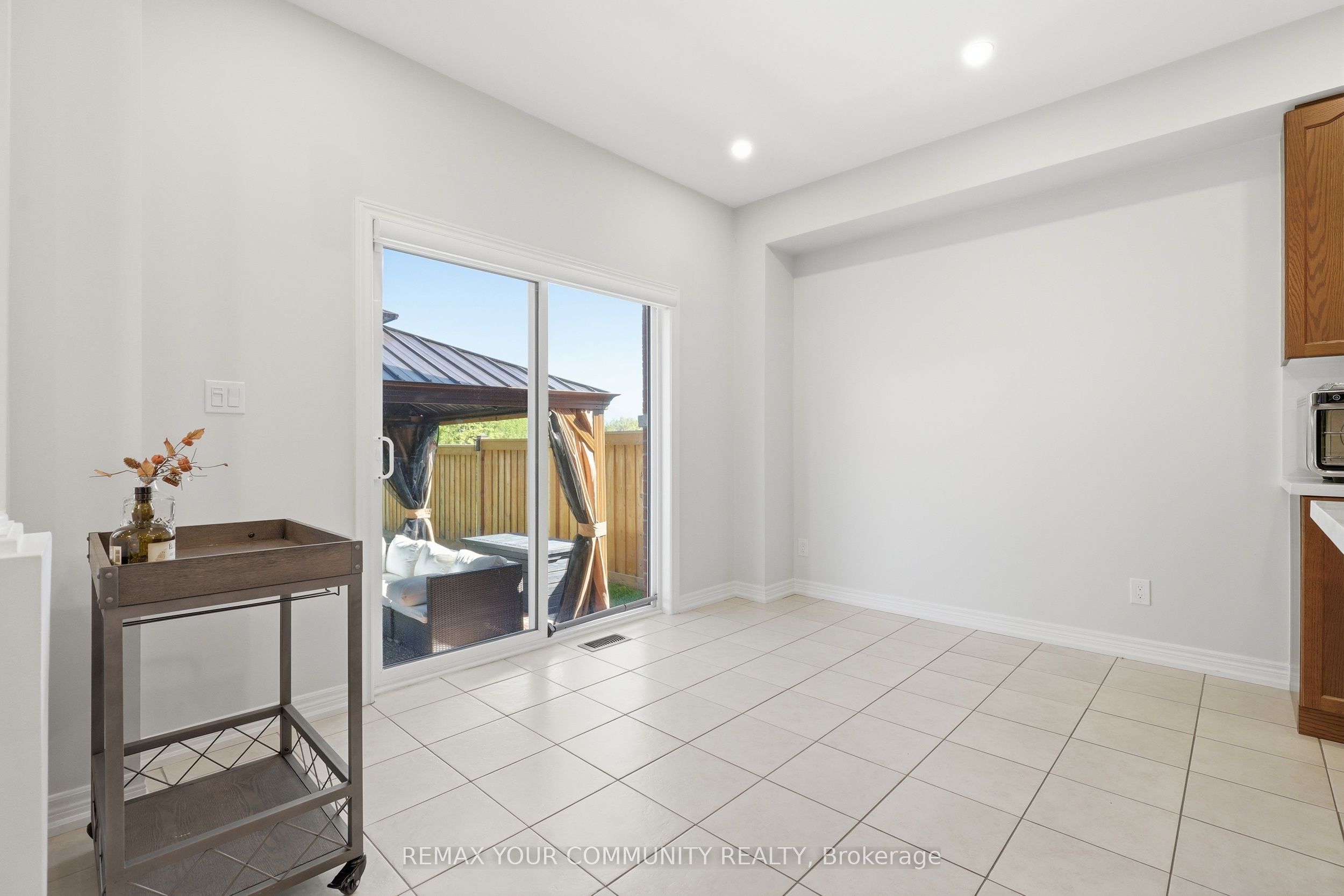 248 Greenwood Road Property Photo 18