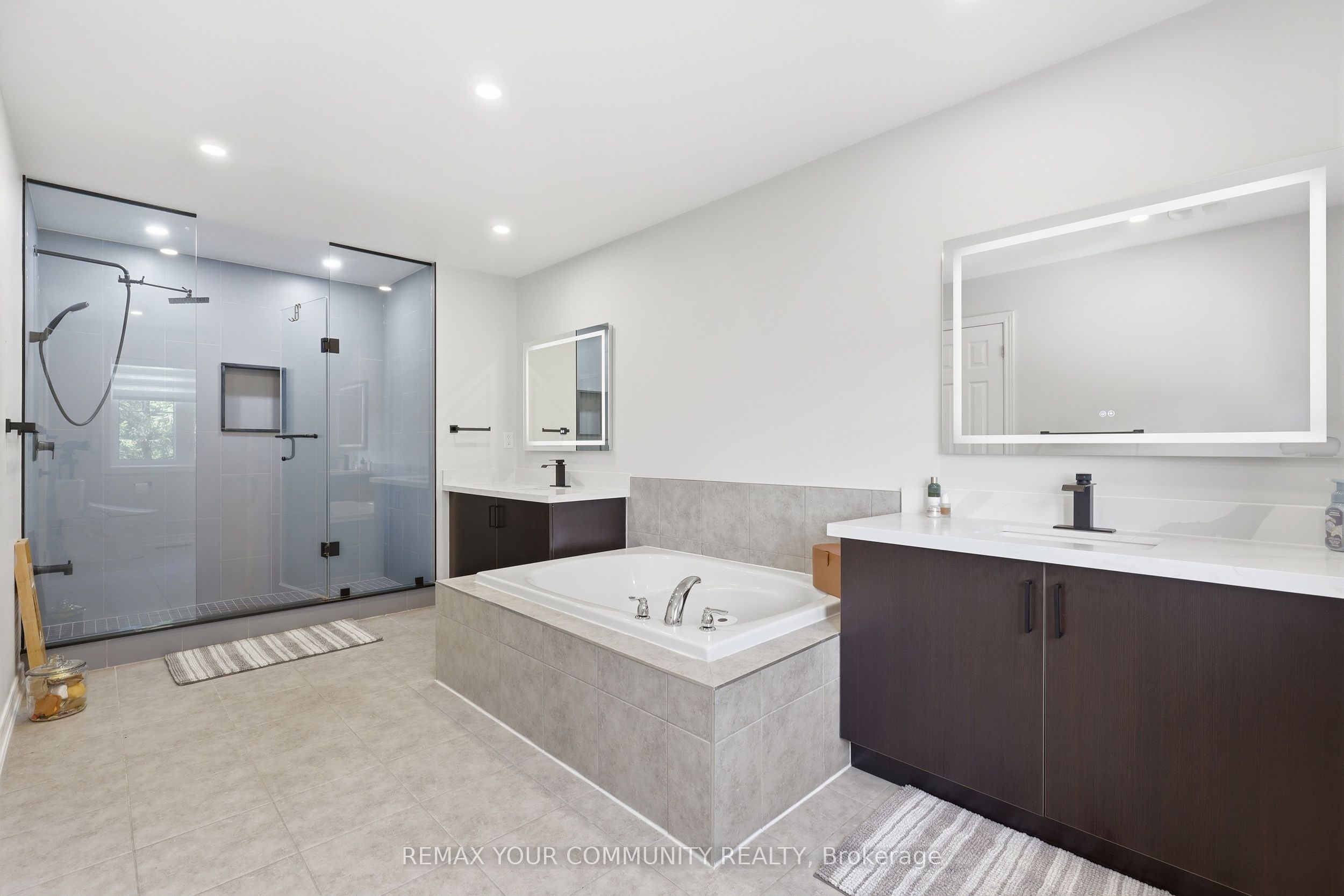 248 Greenwood Road Property Photo 29