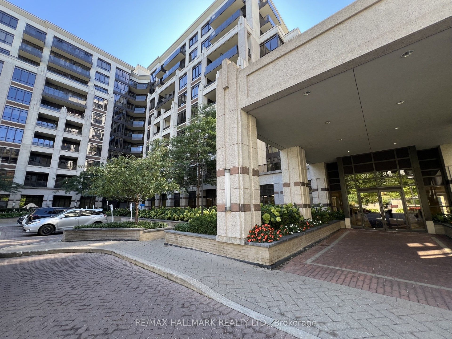 99 South Town Centre Boulevard 815 Property Photo 1