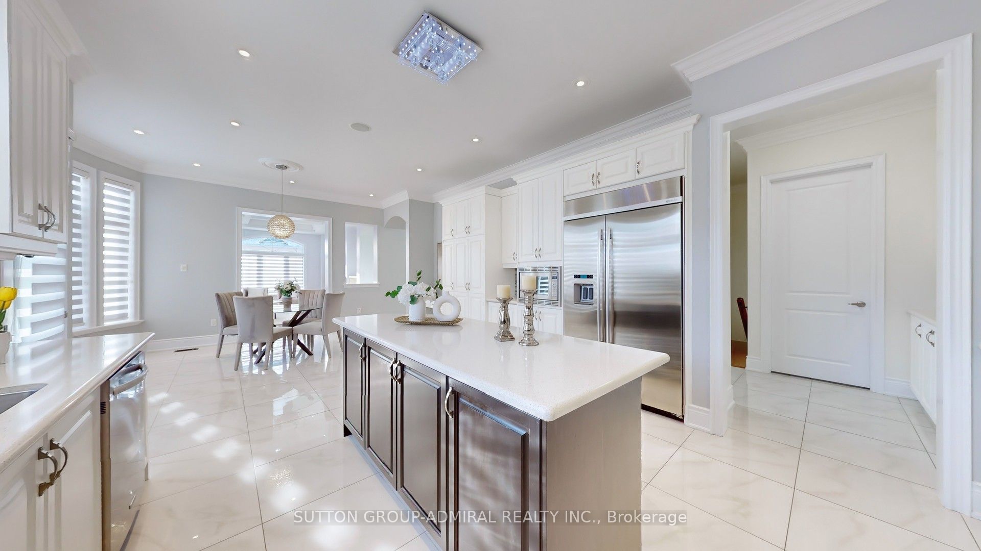 100 Virtue Crescent Property Photo 12