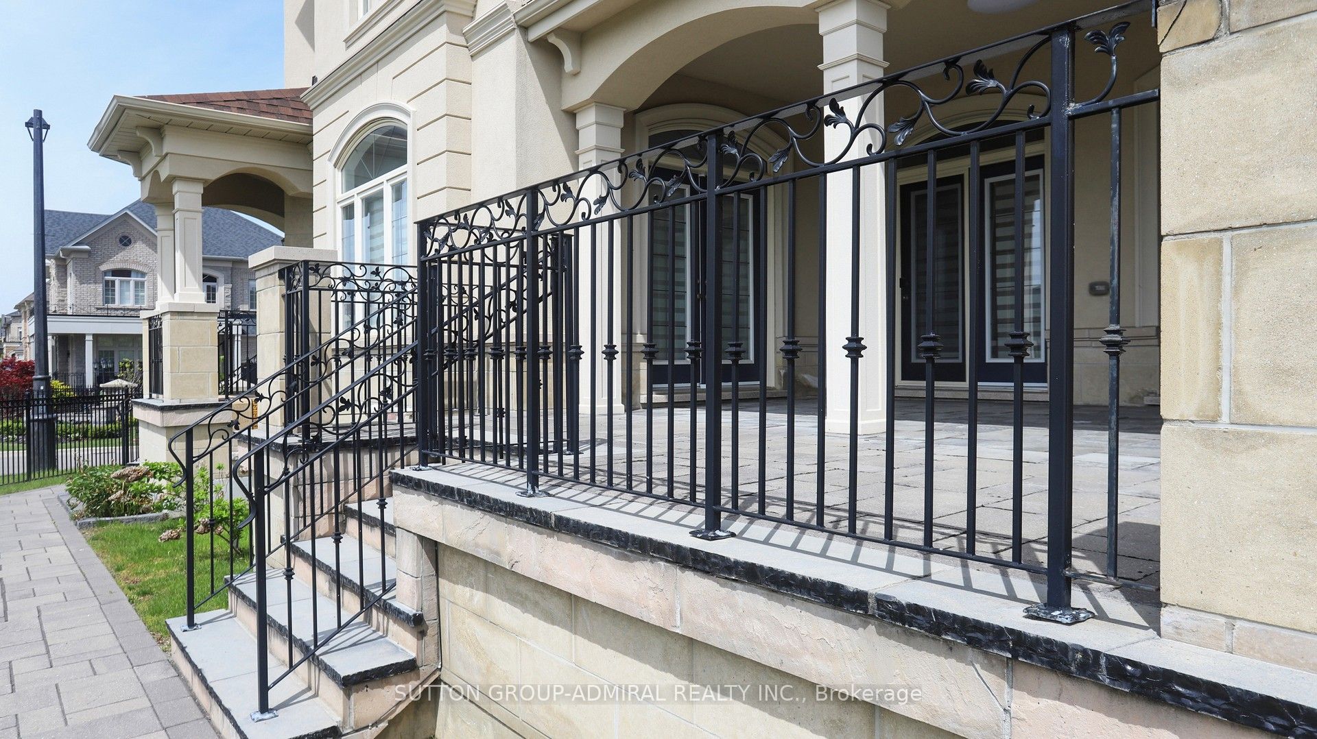 100 Virtue Crescent Property Photo 40