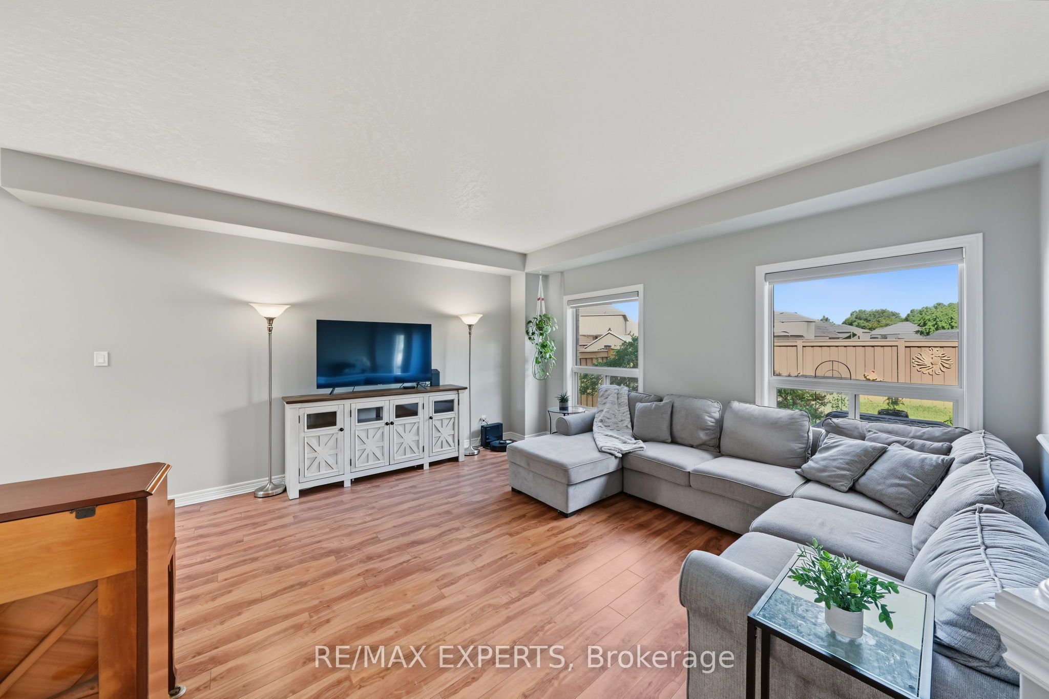 18 Arnold Crescent Property Photo 14