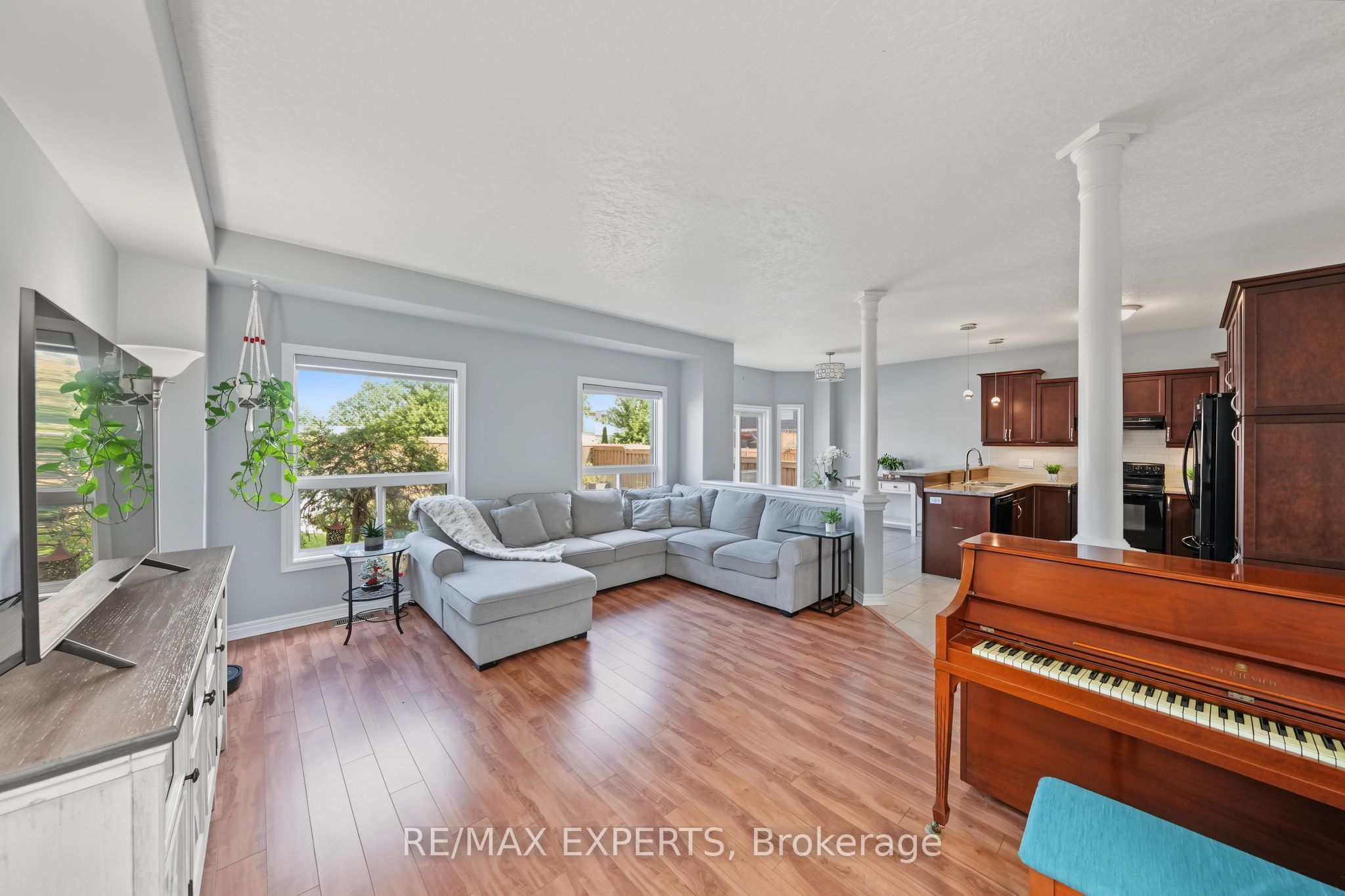 18 Arnold Crescent Property Photo 15