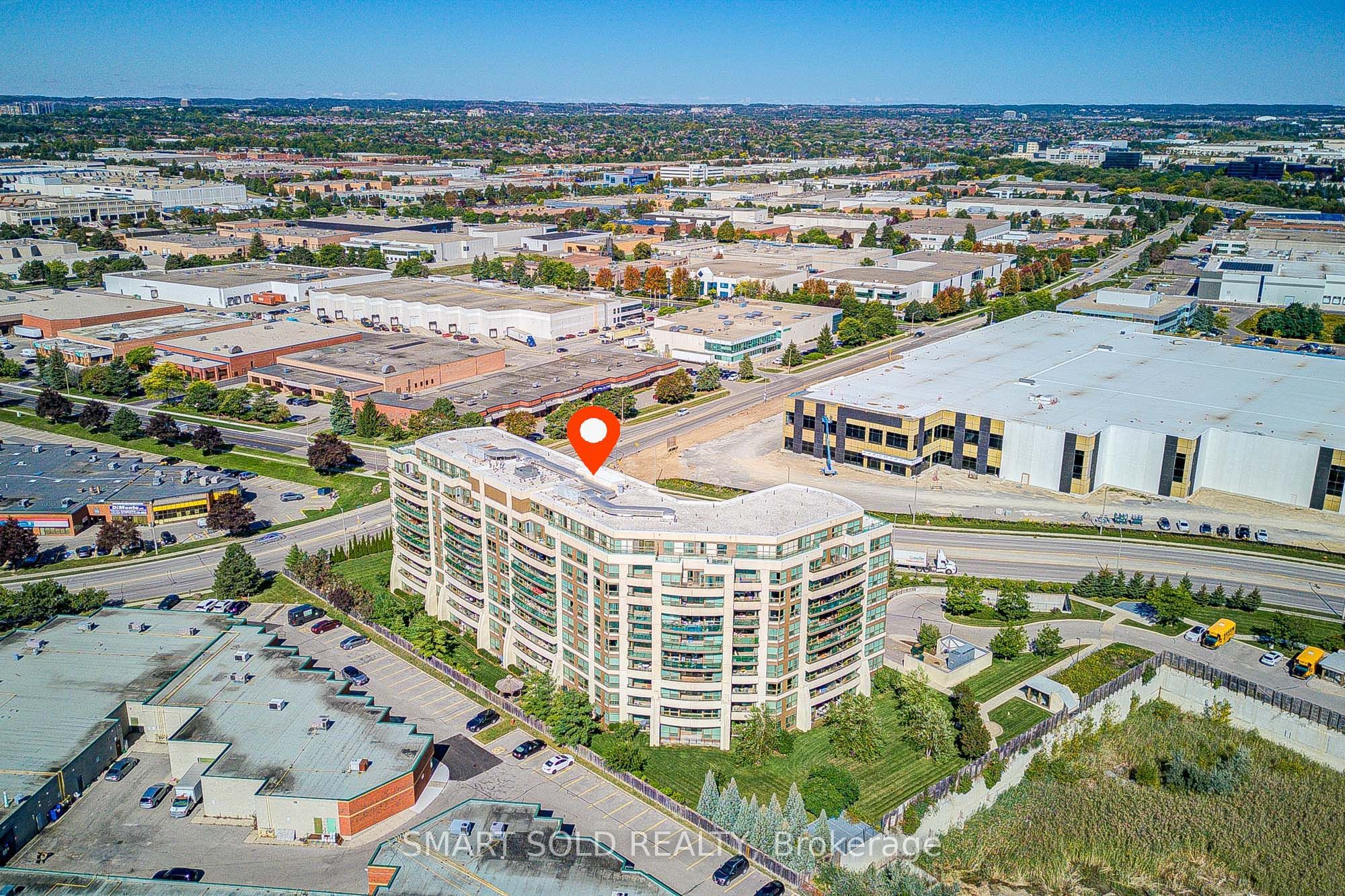 75 Norman Bethune Avenue 309 Property Photo 3
