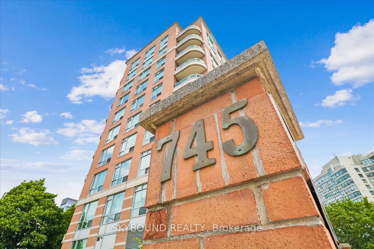 745 New Westminster Drive 308 Property Photo 2