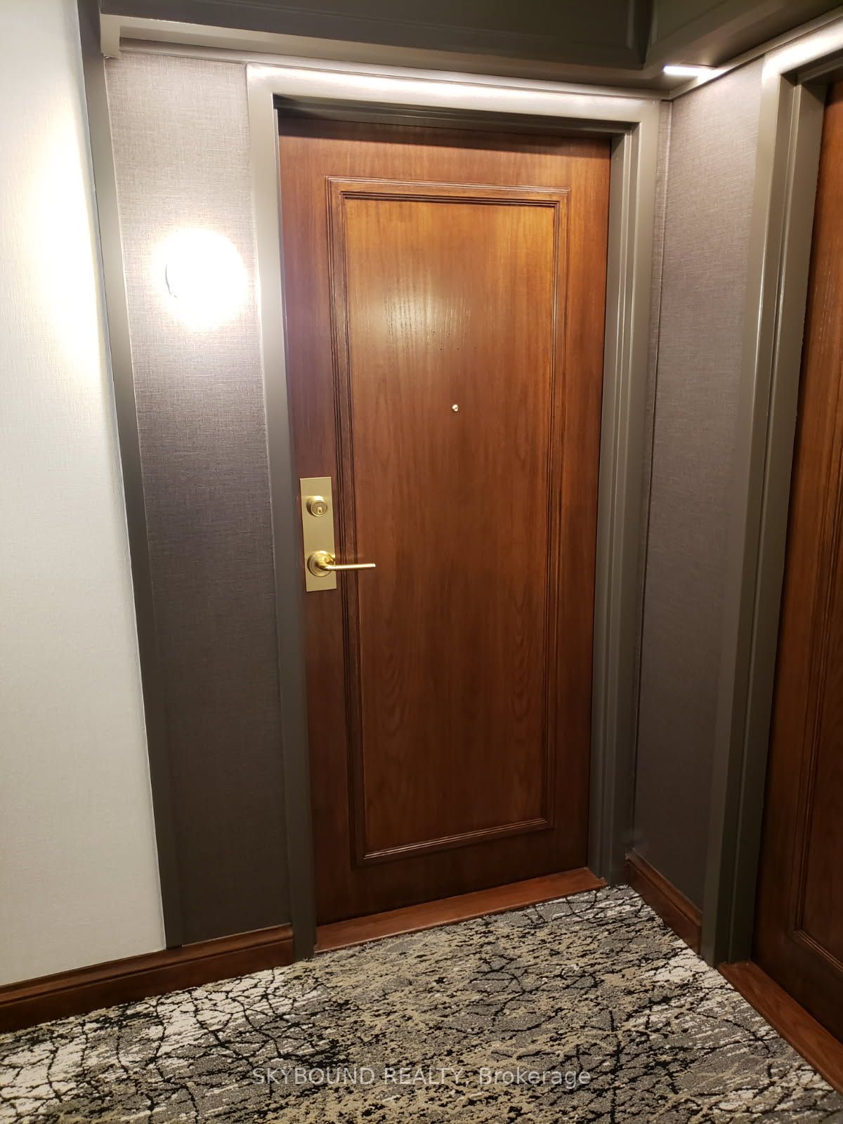 745 New Westminster Drive 308 Property Photo 5