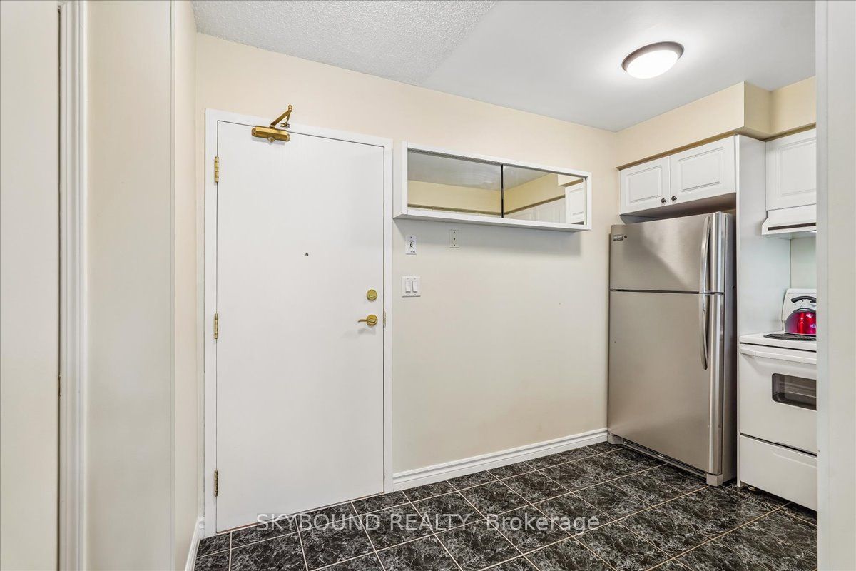 745 New Westminster Drive 308 Property Photo 7