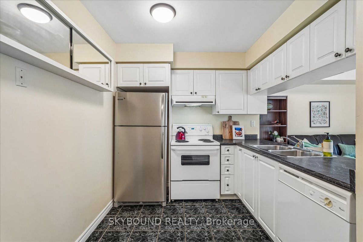 745 New Westminster Drive 308 Property Photo 9