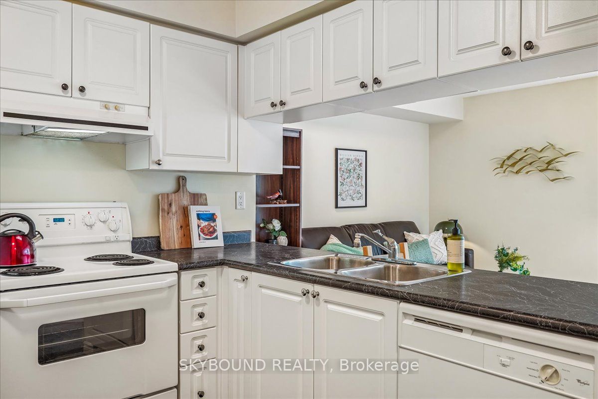 745 New Westminster Drive 308 Property Photo 10