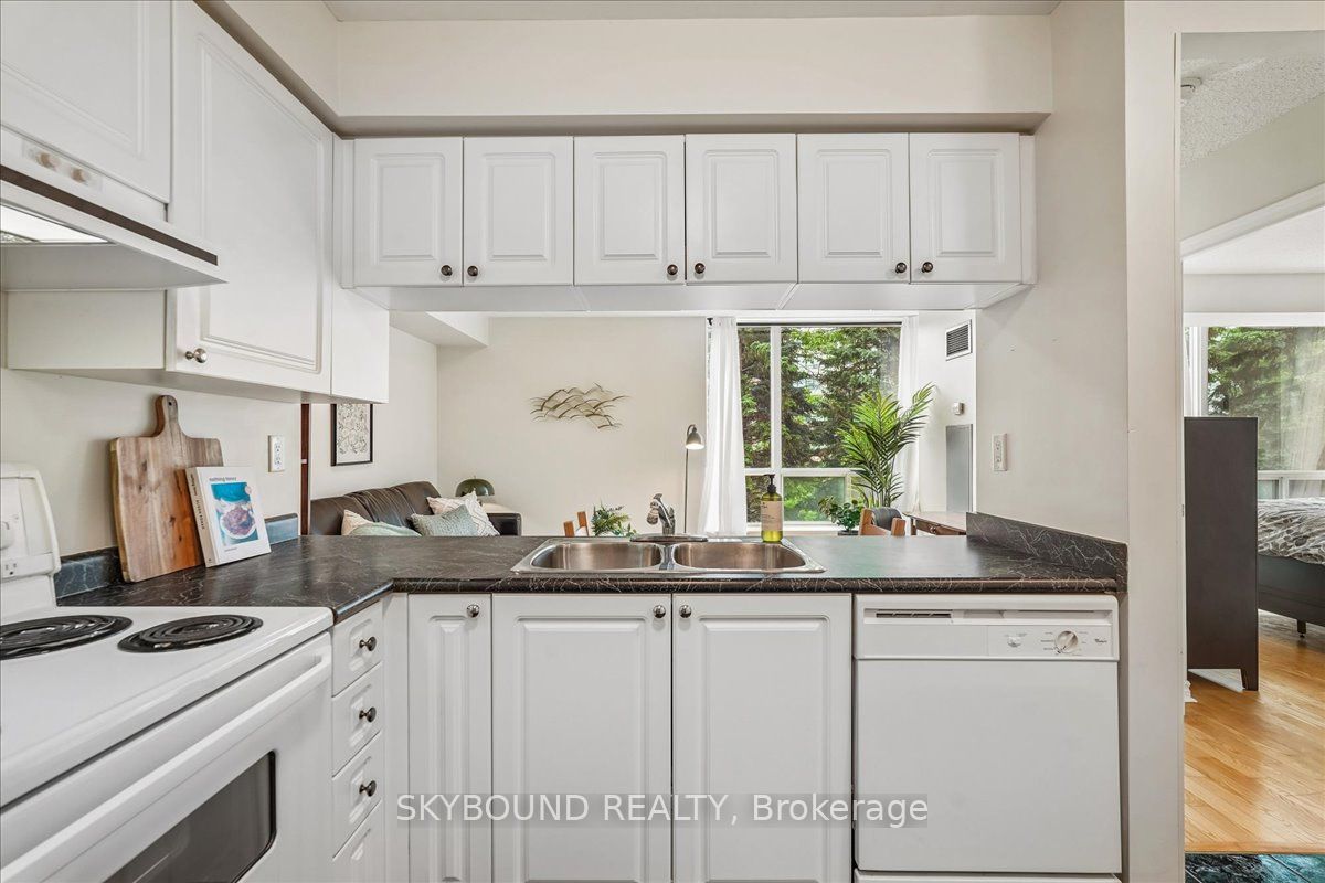 745 New Westminster Drive 308 Property Photo 11