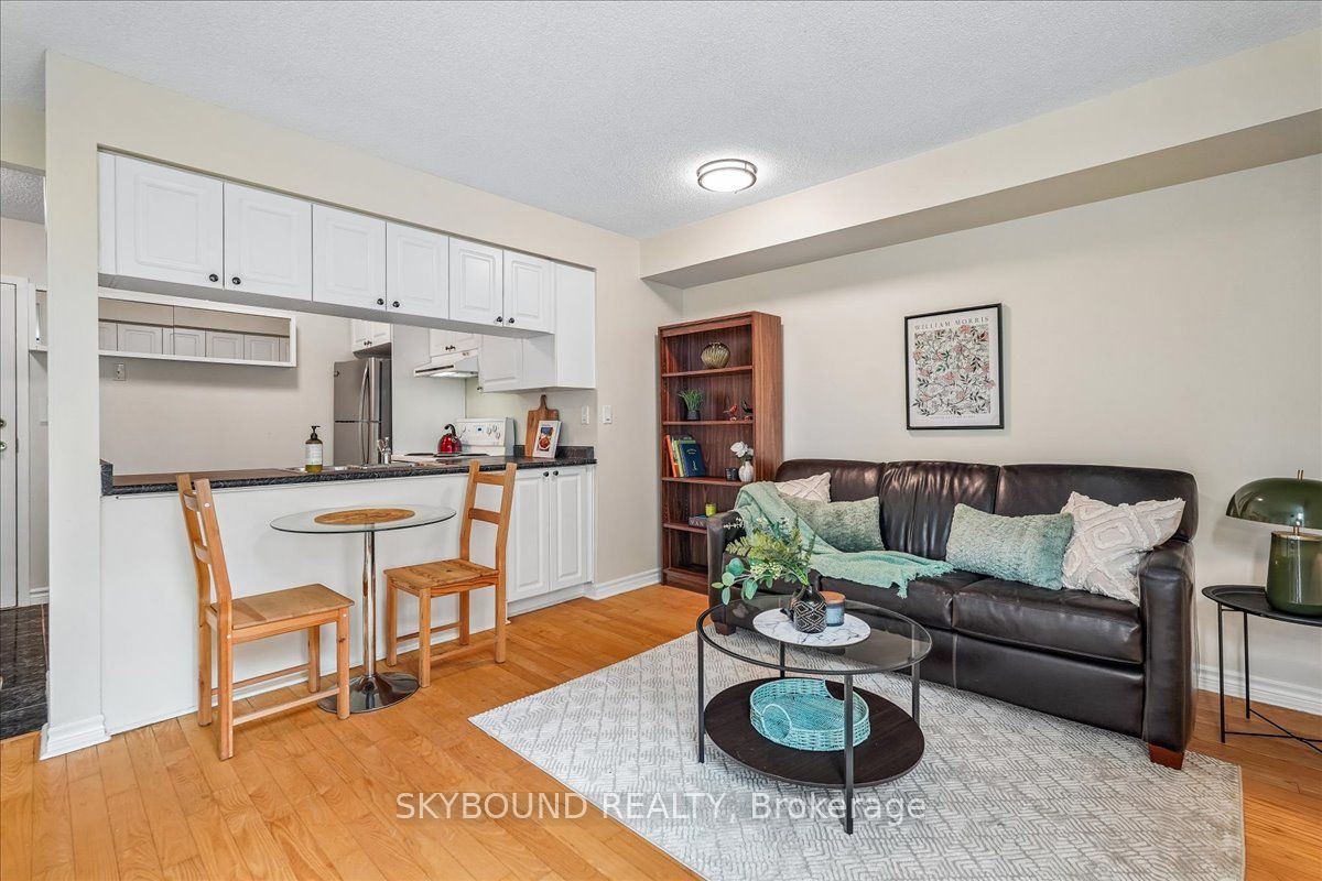 745 New Westminster Drive 308 Property Photo 14