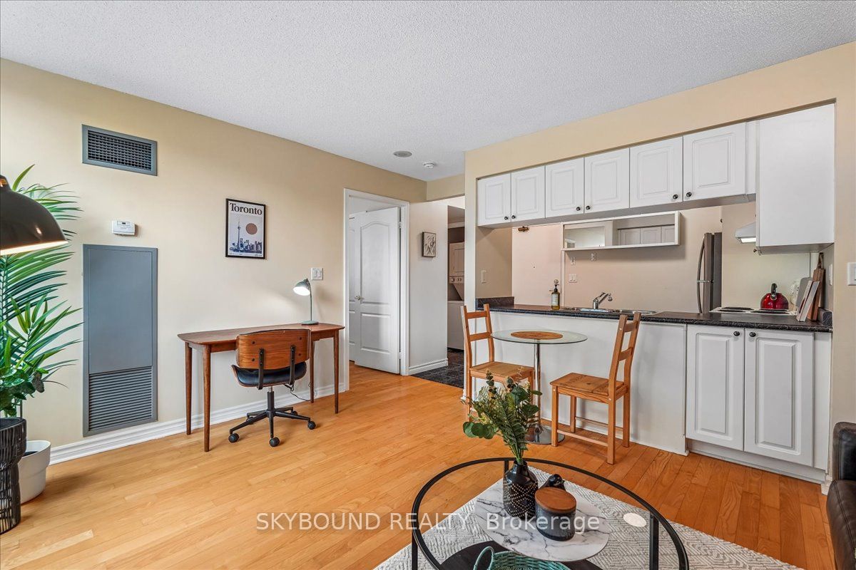 745 New Westminster Drive 308 Property Photo 17