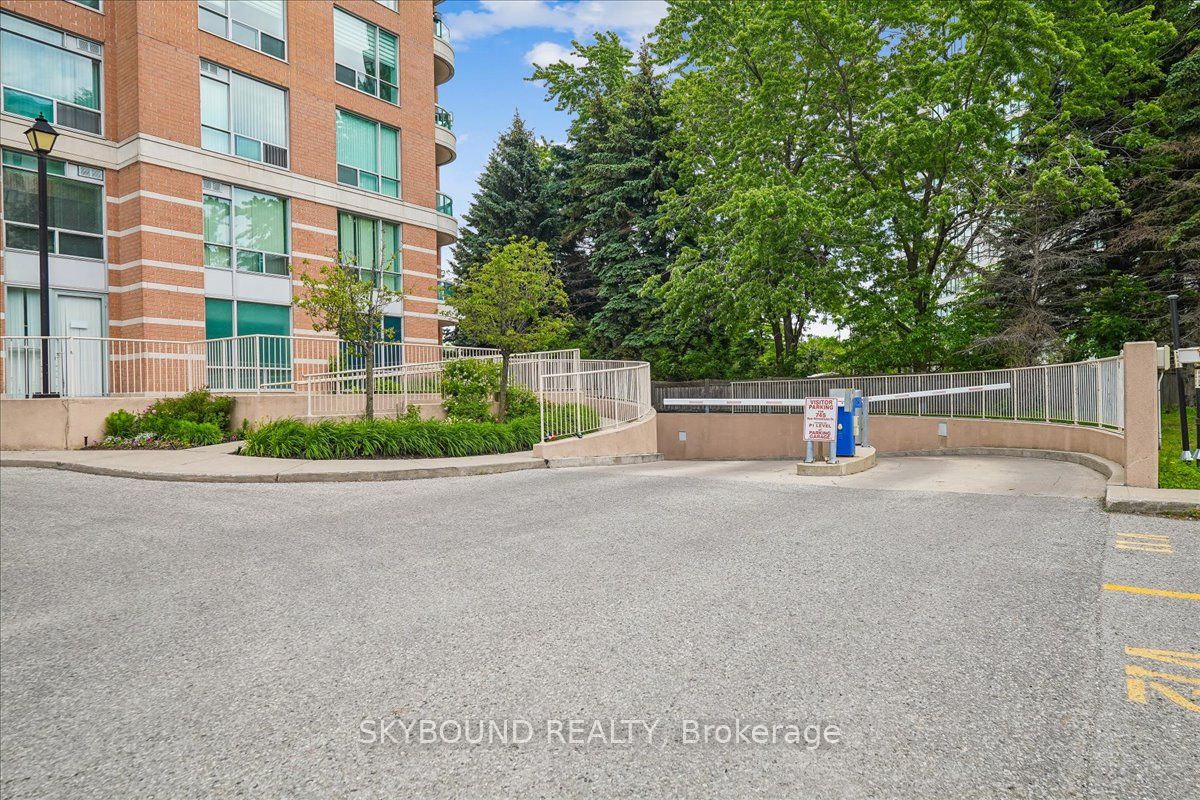 745 New Westminster Drive 308 Property Photo 35