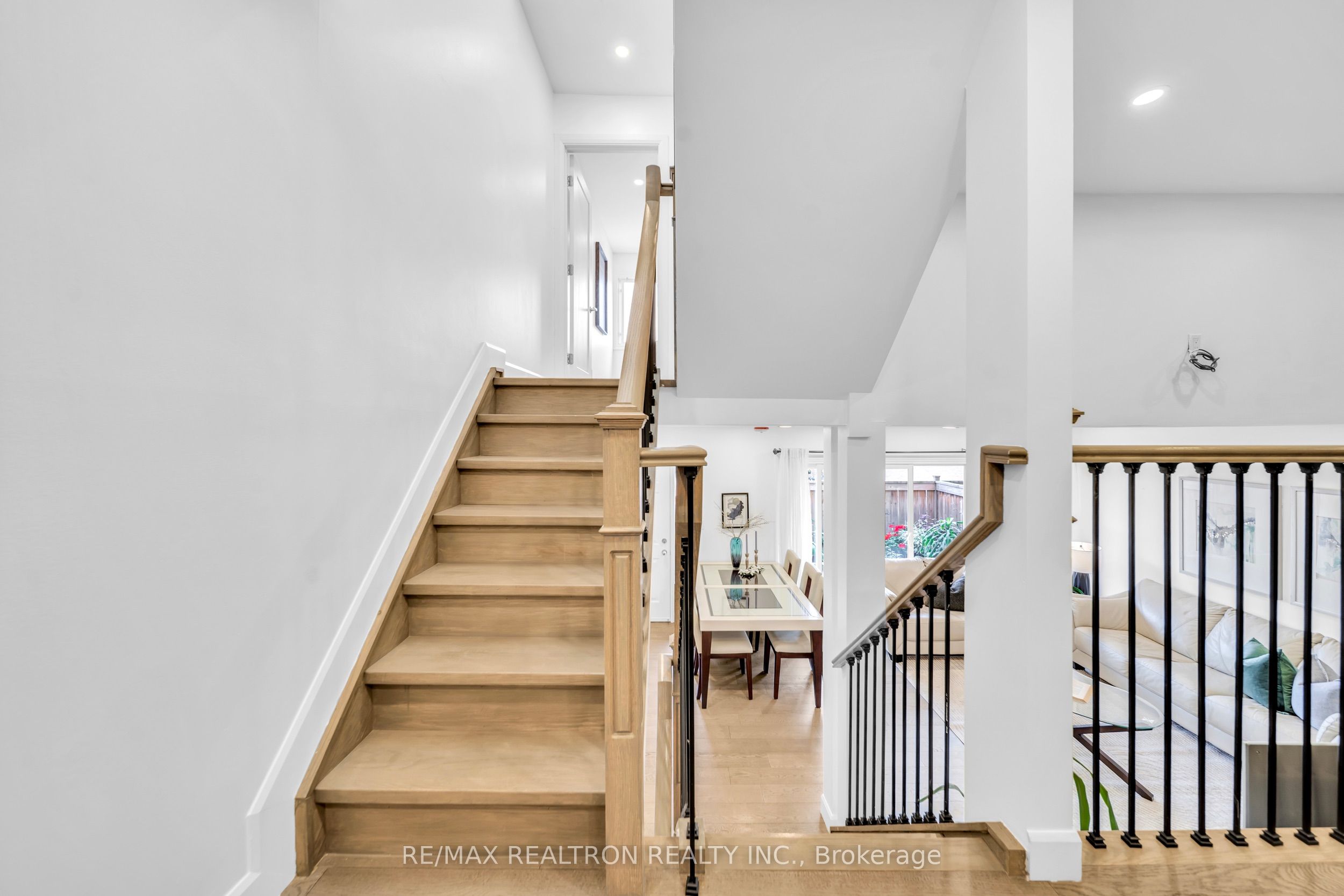 297 Milestone Crescent Property Photo 15