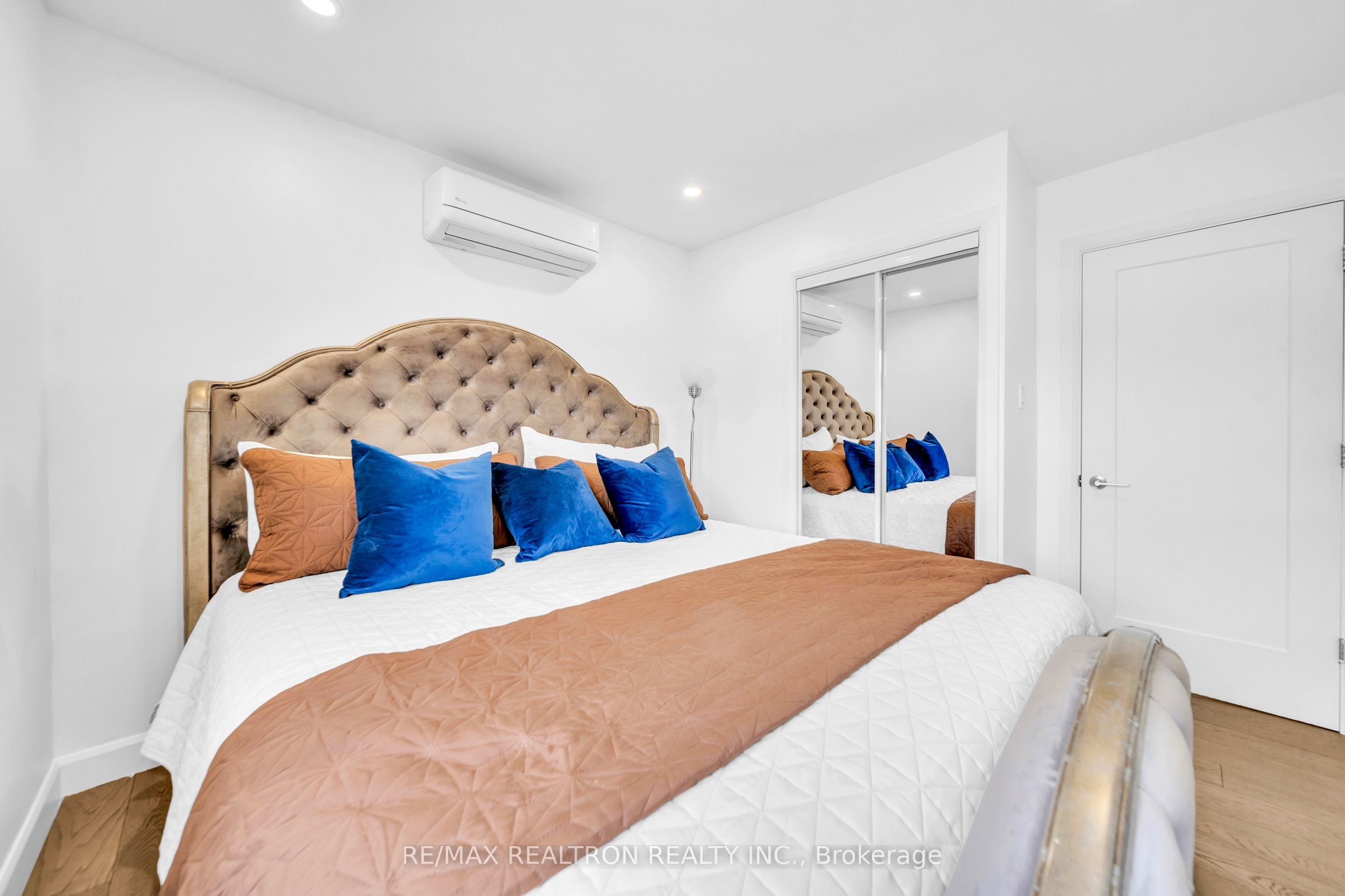 297 Milestone Crescent Property Photo 16